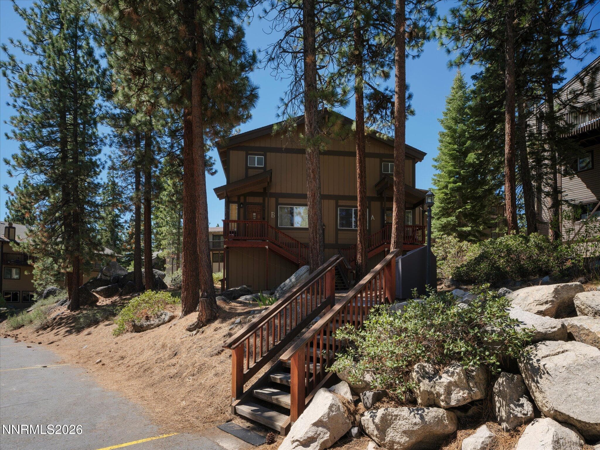 109 Lake Village Dr A — photo 1