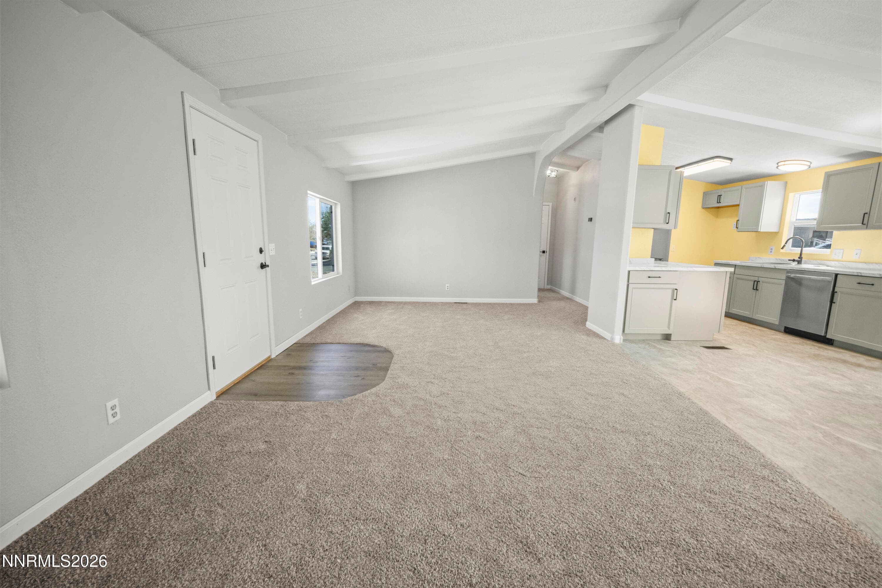 843 SILVER WAY - Photo 4