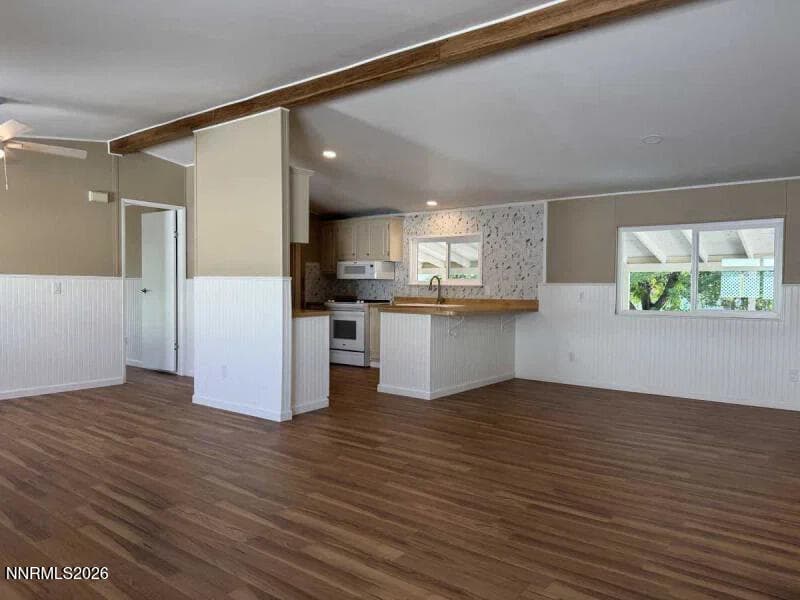1715 ARMAGNEA ST - Photo 4