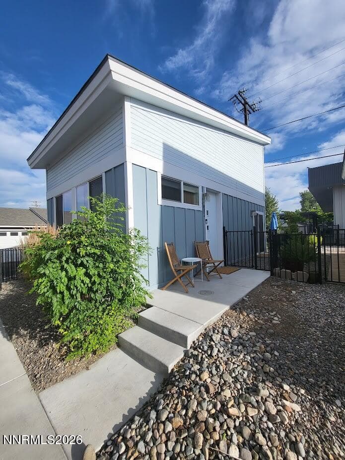 831 Ryland St — photo 1