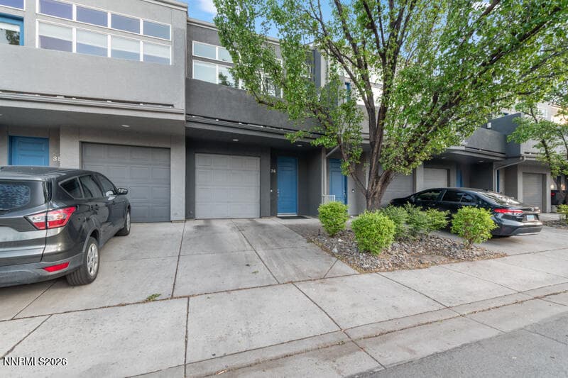 374 State St — photo 1