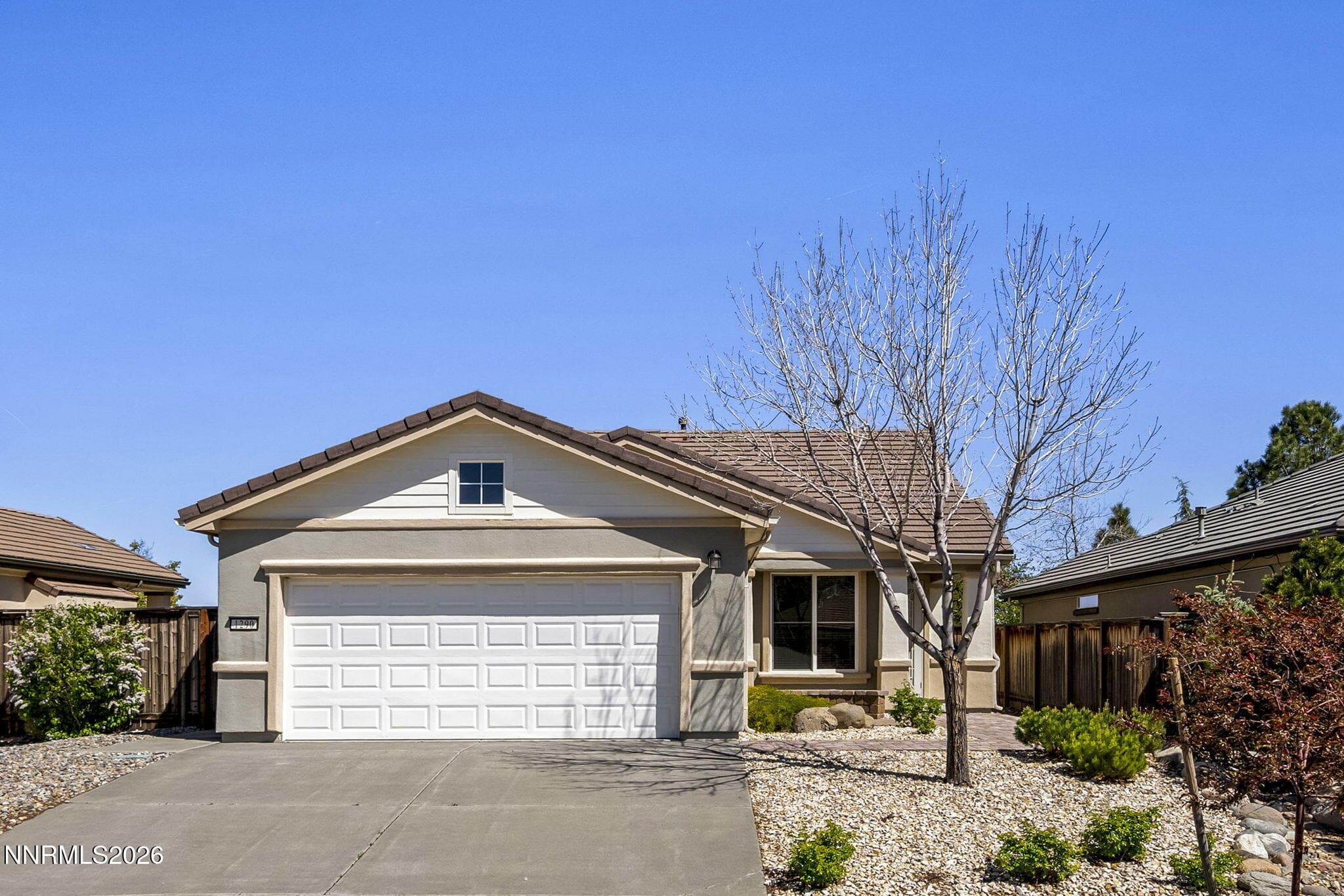 1290 Firefly Ct — photo 2