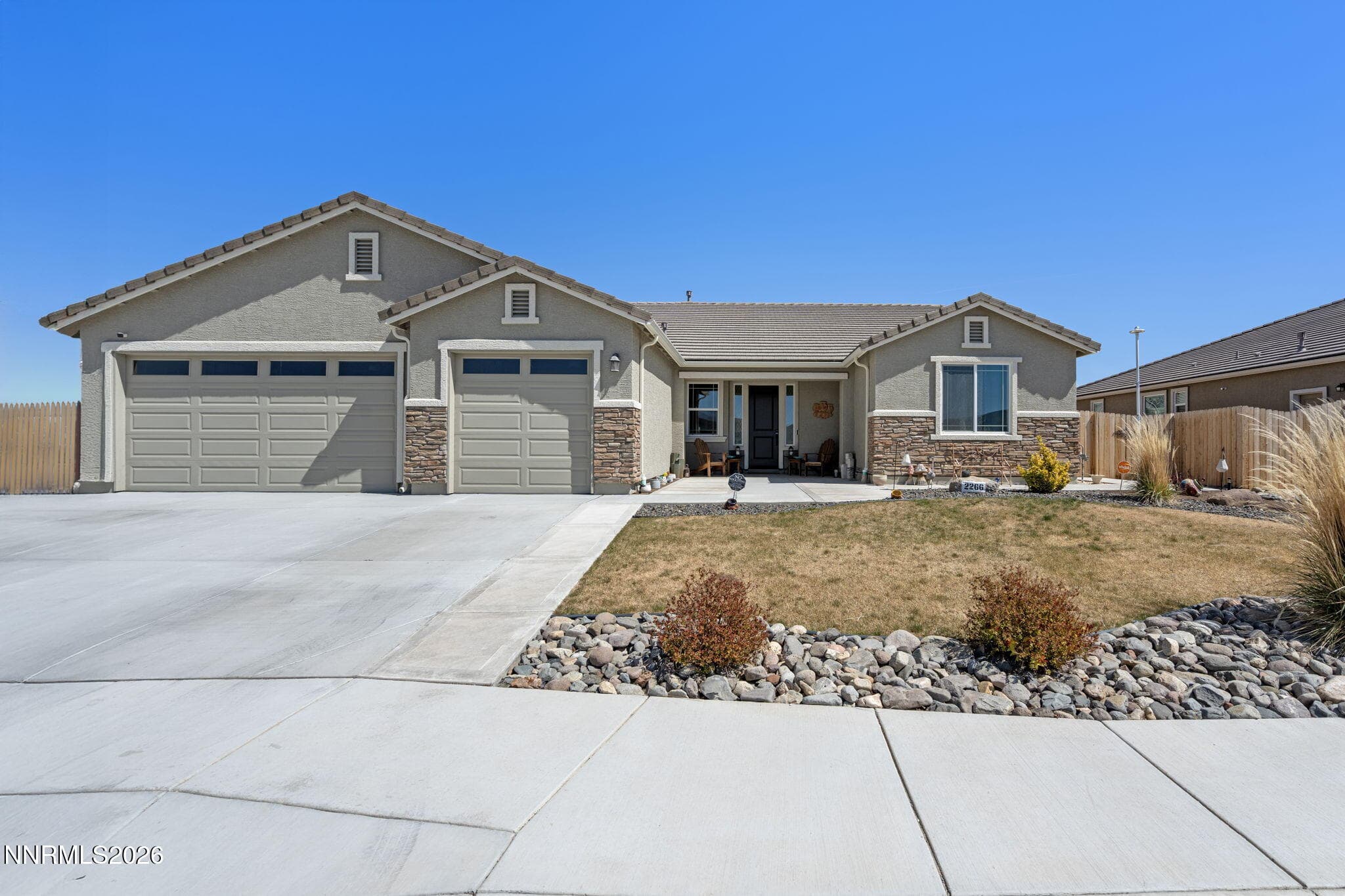 2266 CLOUD BERRY DR - Photo 1