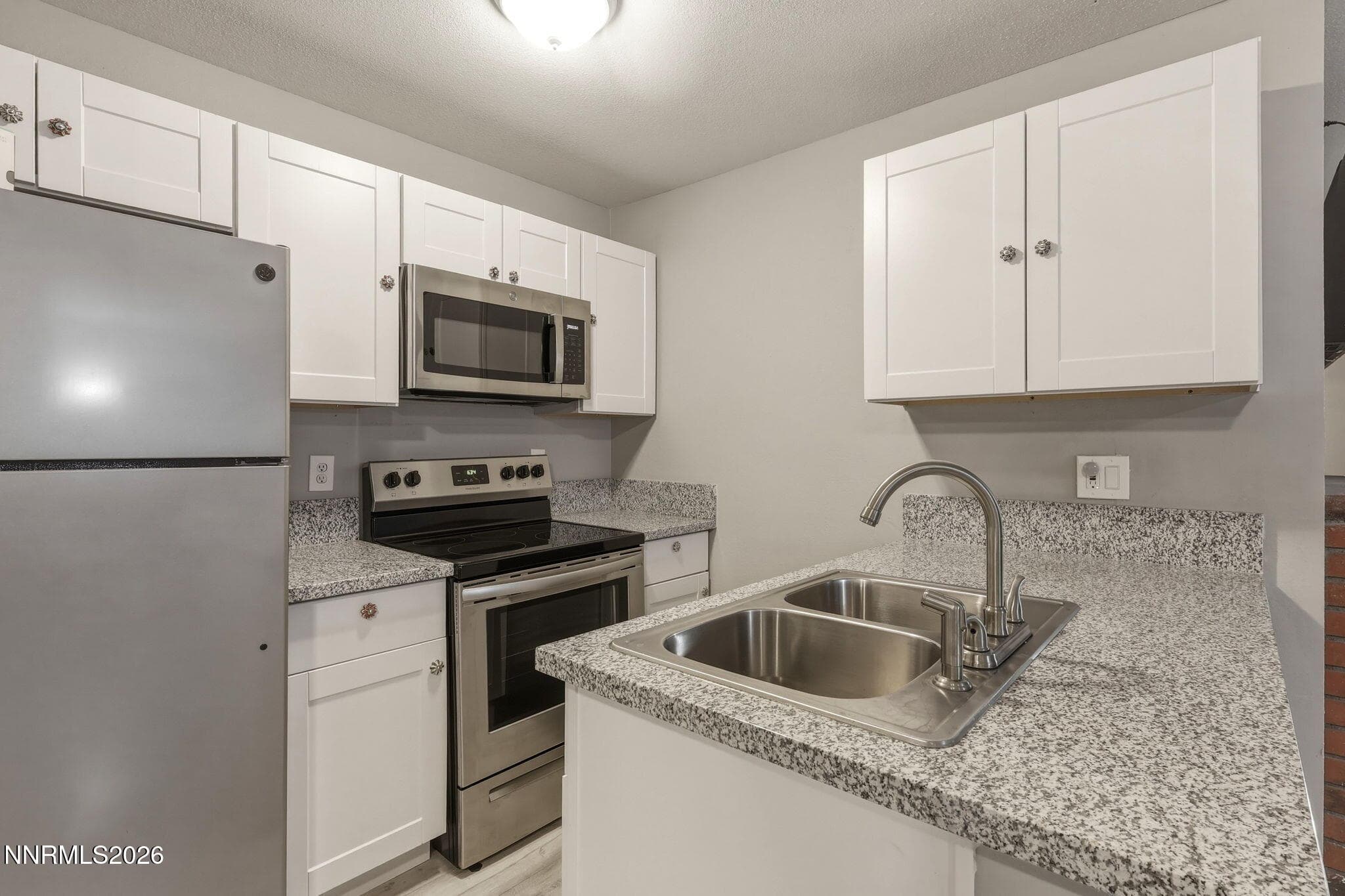 4557 REGGIE RD - Photo 1