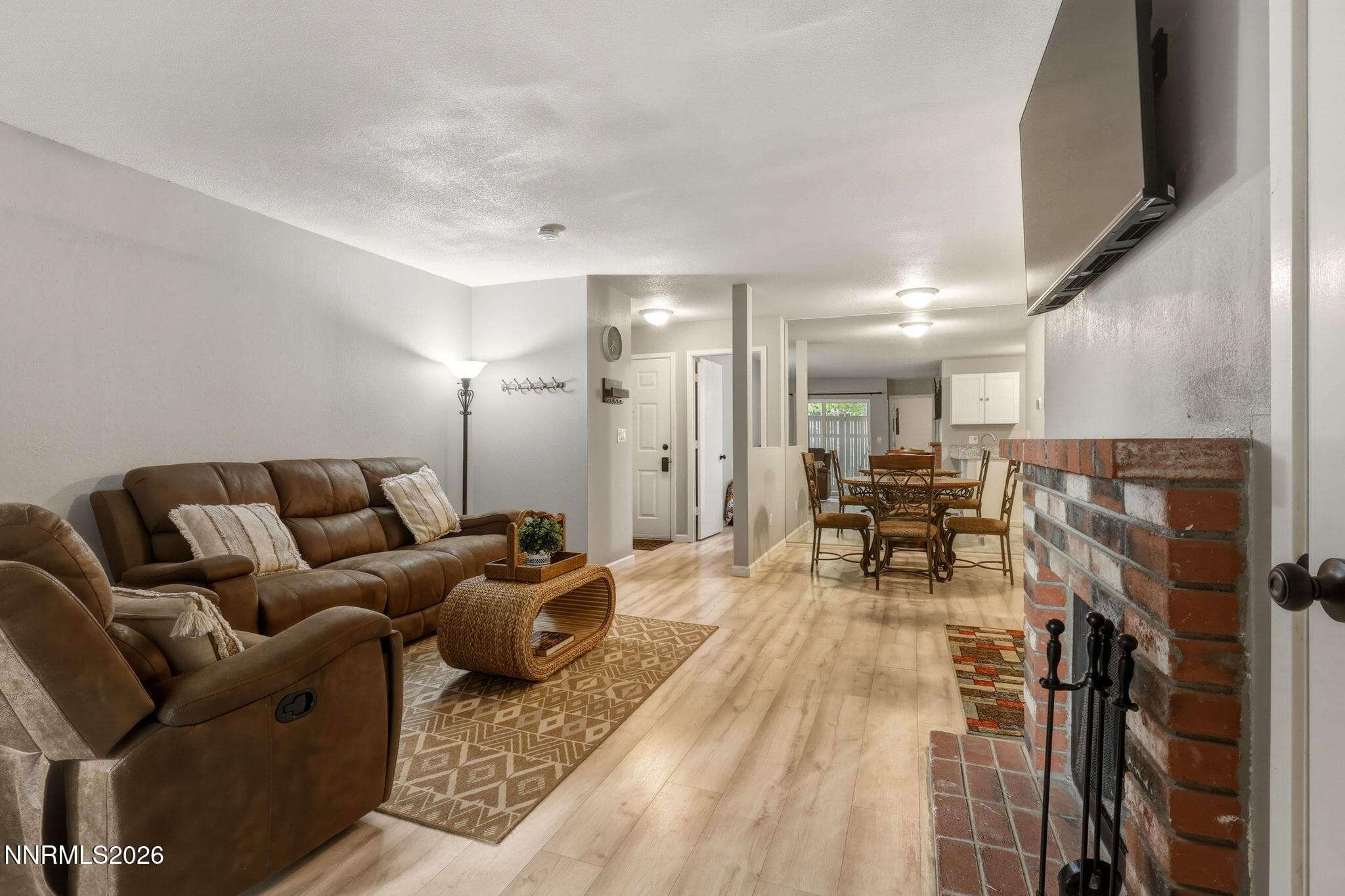 4557 REGGIE RD - Photo 2