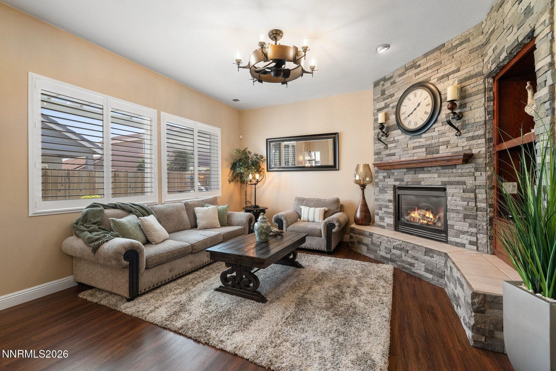1414 Diamond Country Dr — photo 2