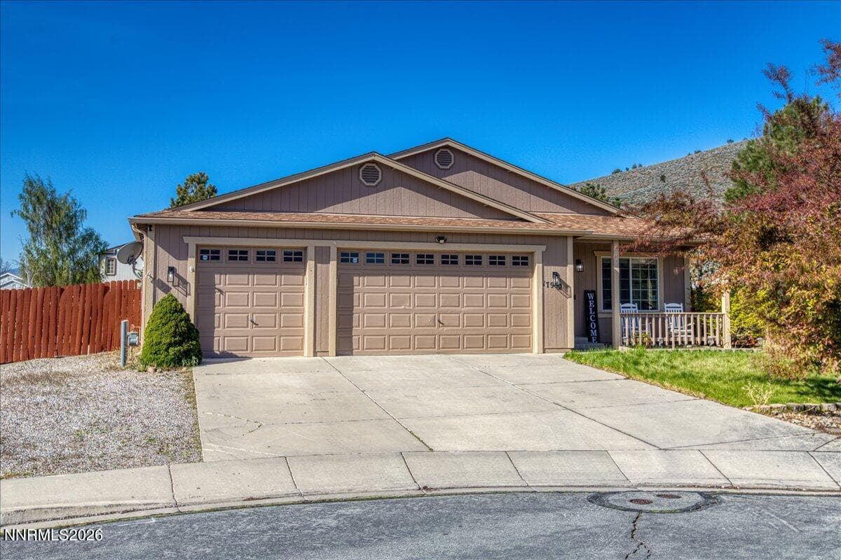 17900 Timber Grove Ct — photo 1