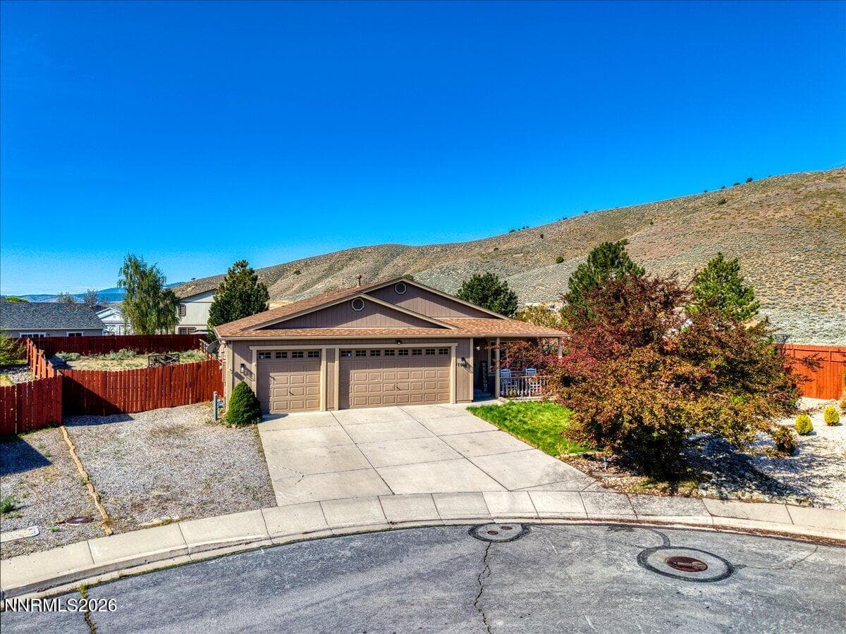 17900 Timber Grove Ct — photo 2