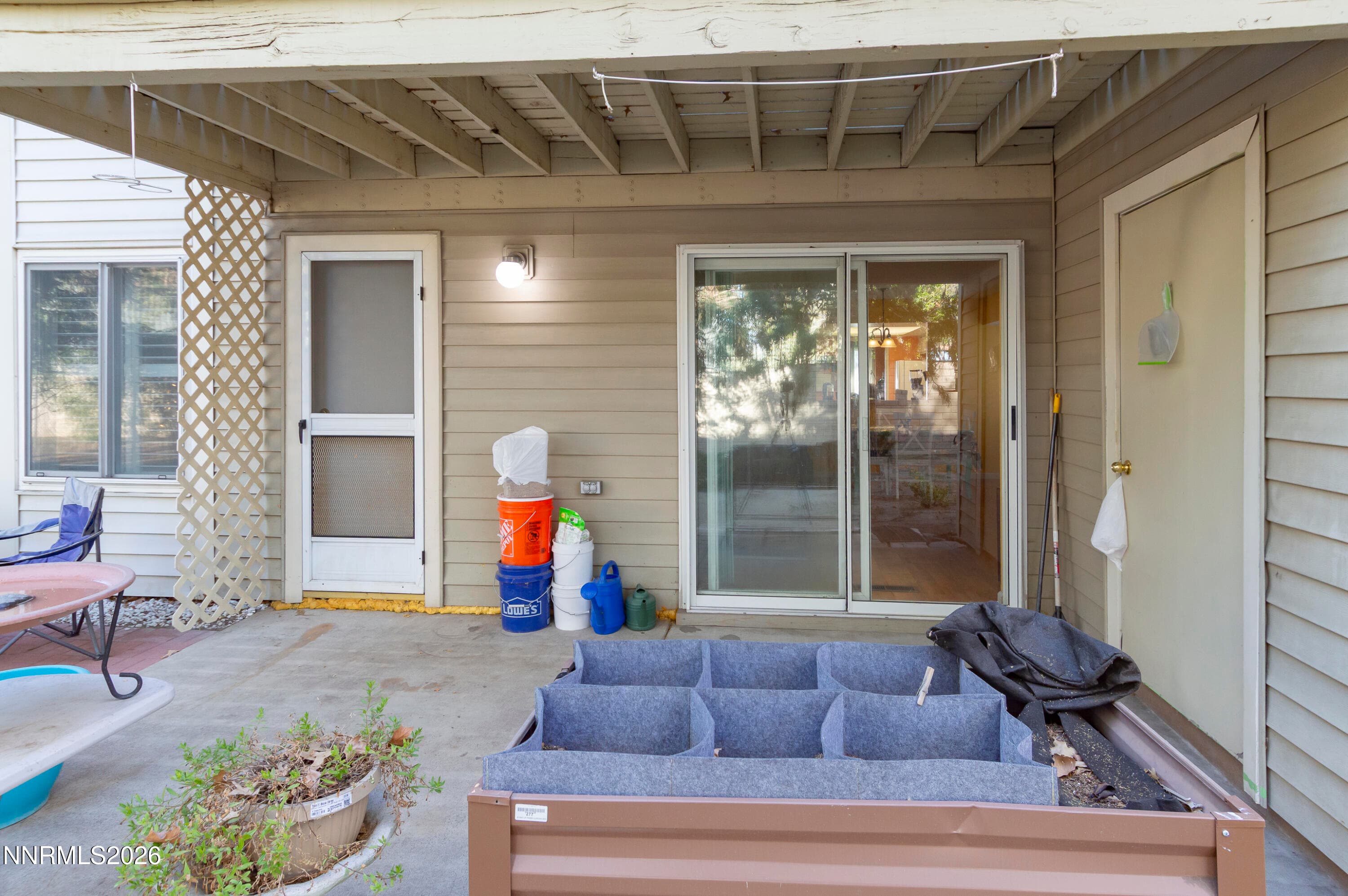 2317 Roundhouse Rd — photo 1