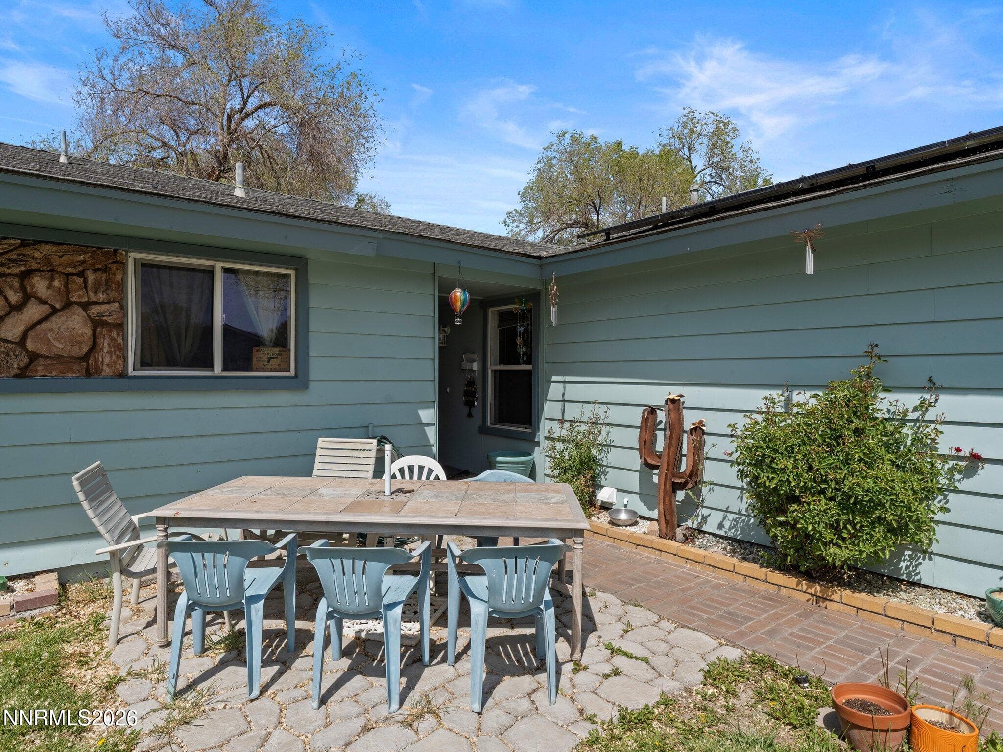 110 SELLS ST - Photo 5