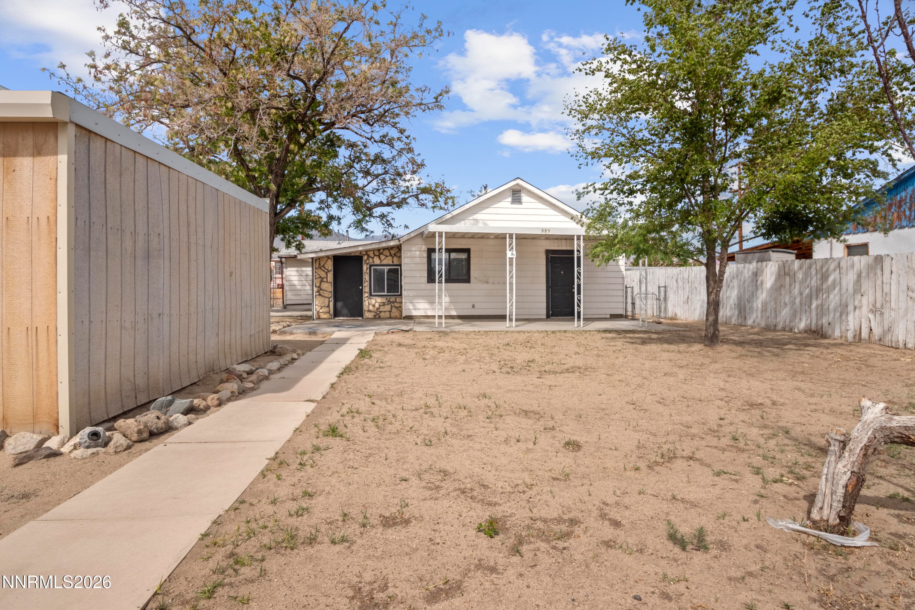 885 I ST - Photo 4