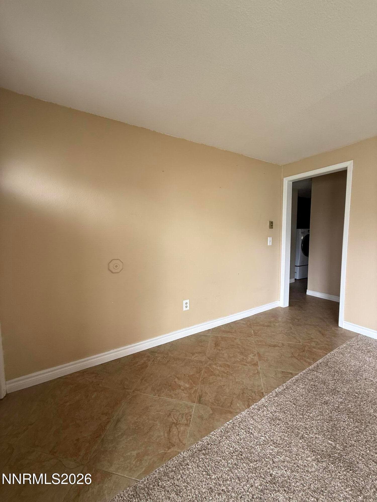 1204 OCALA AVE - Photo 4