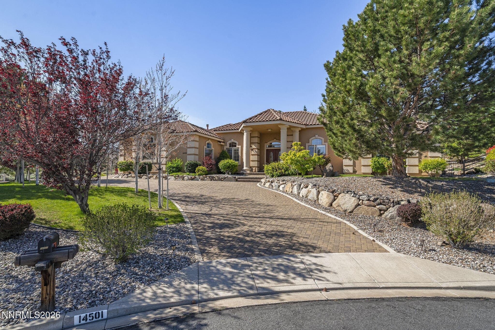 14501 Quail Rock Ct — photo 1