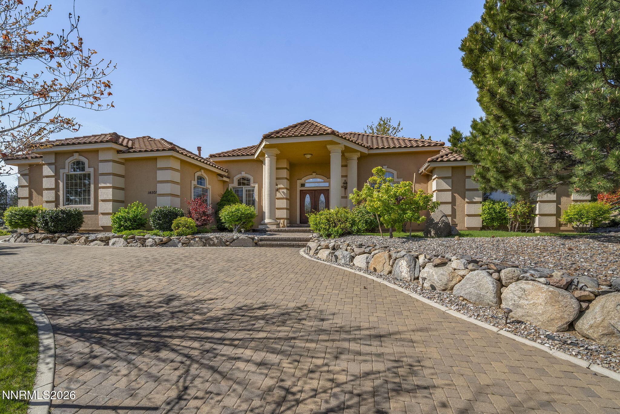 14501 Quail Rock Ct — photo 2