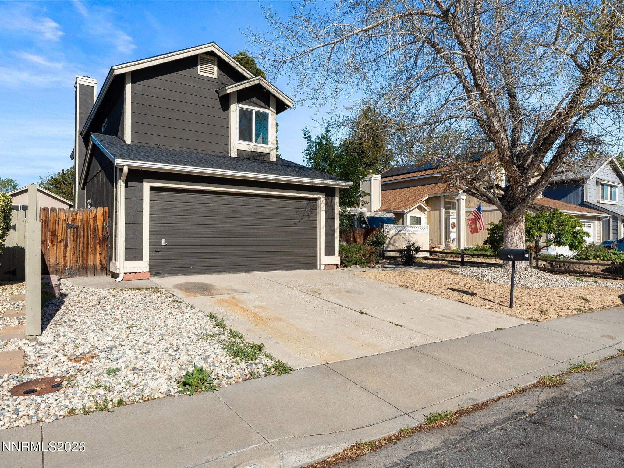 2719 Chavez Dr — photo 1