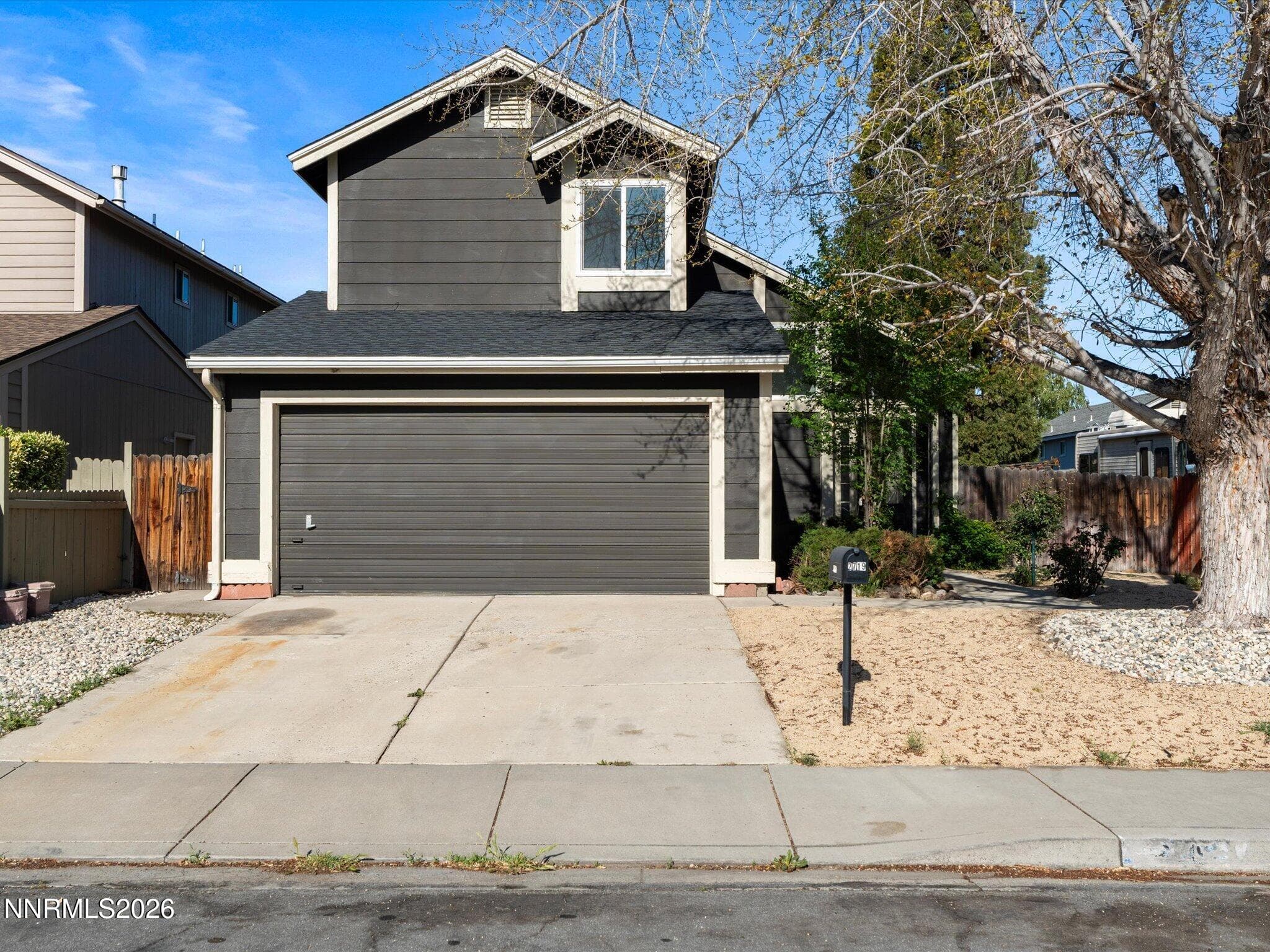 2719 Chavez Dr — photo 2