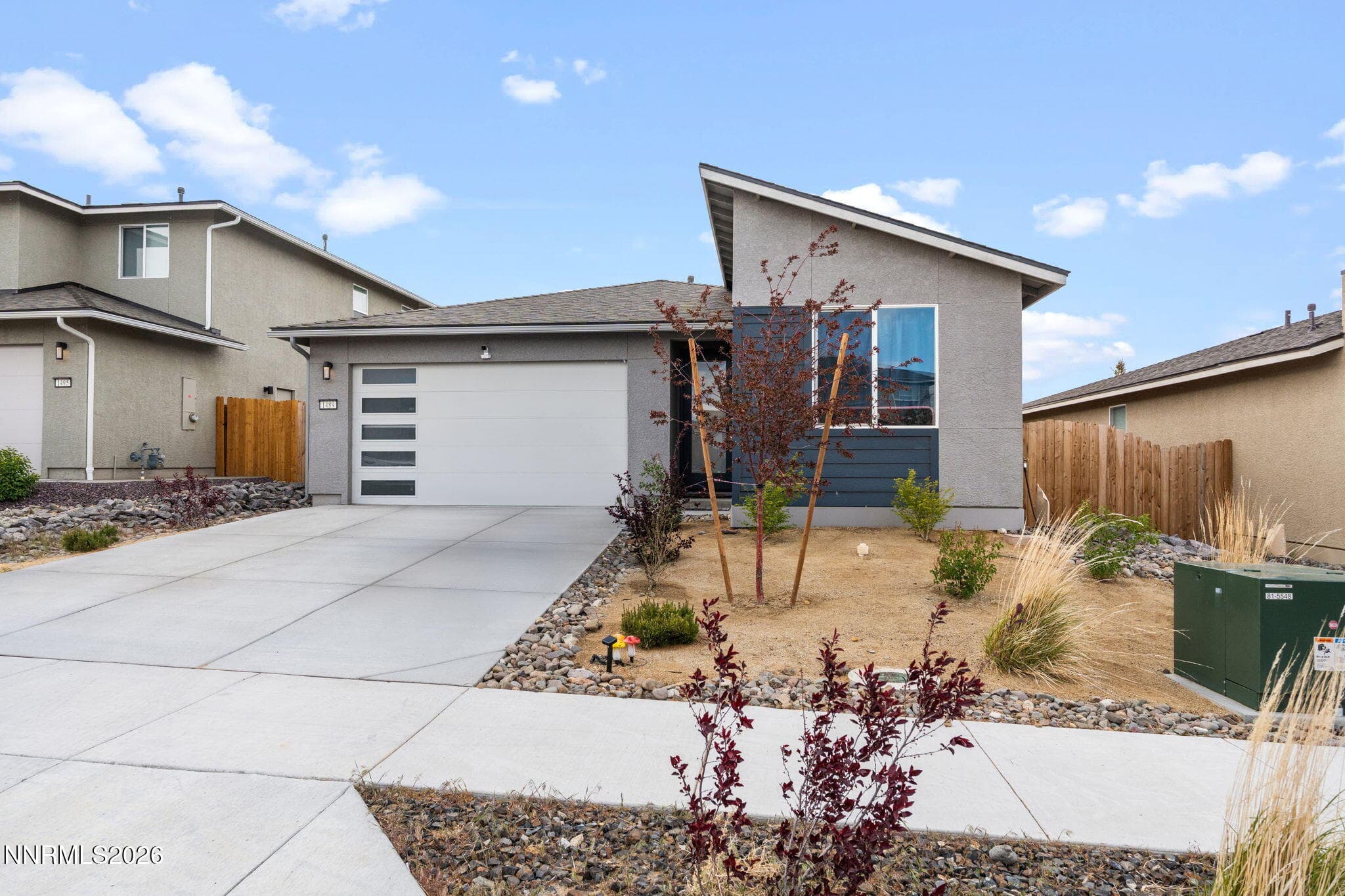 1489 Jett Way — photo 2