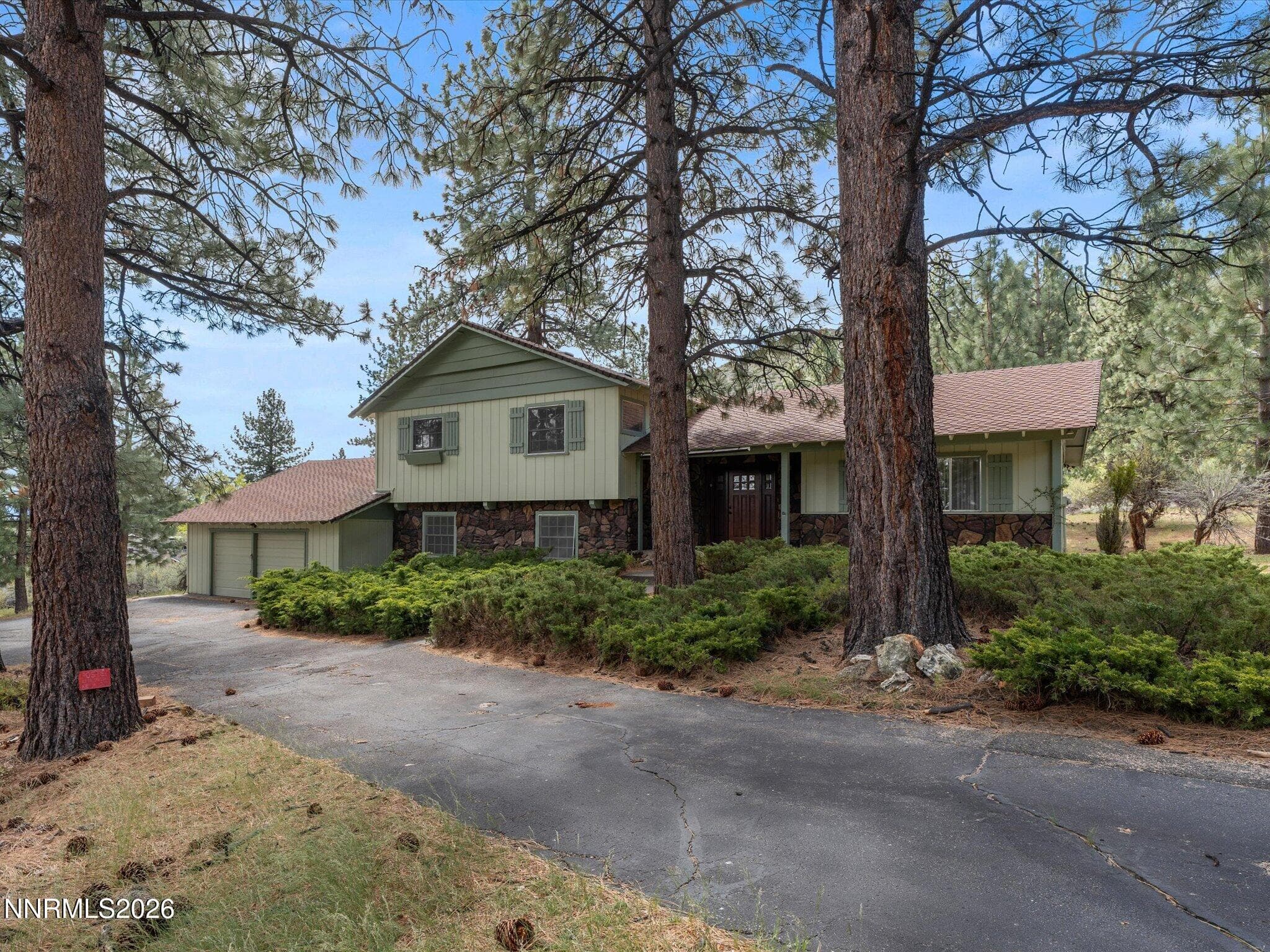 4301 Meadow Wood Rd — photo 1