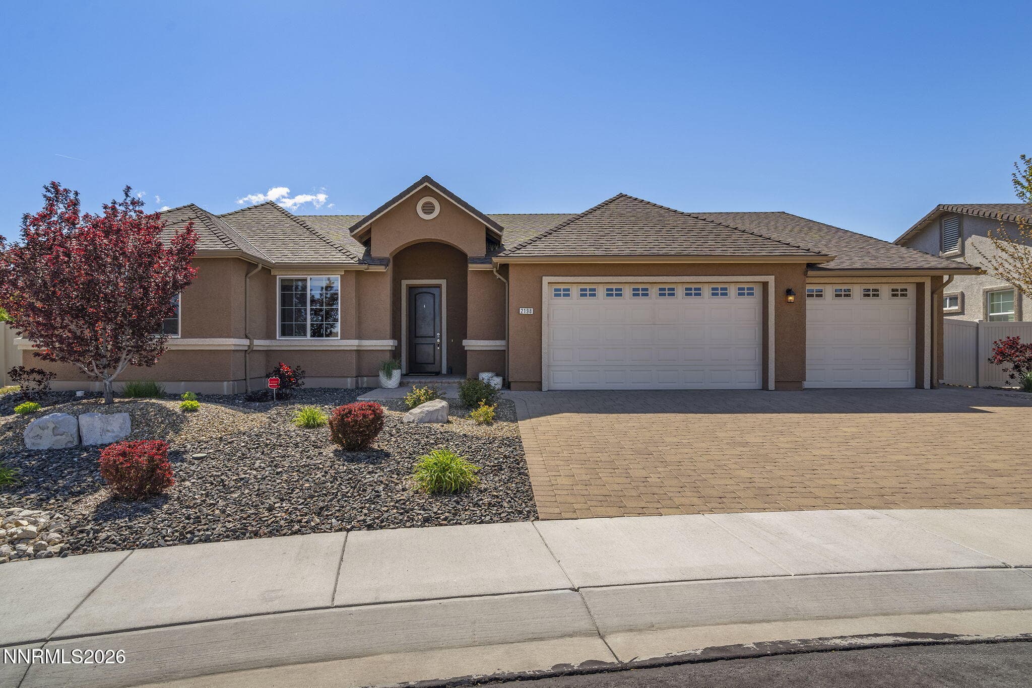 2198 Cecile Dr — photo 1