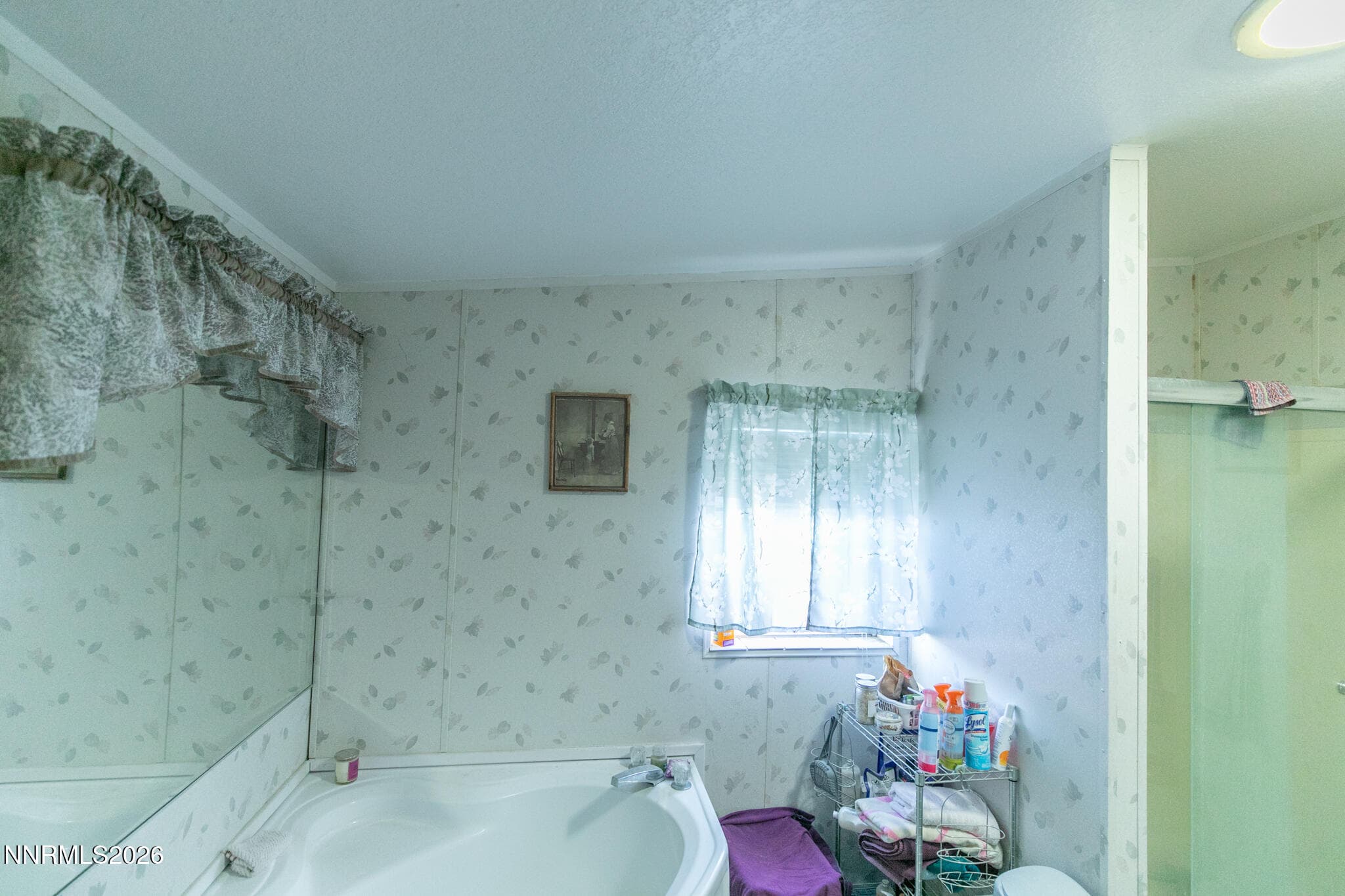 155 KING CT - Photo 4