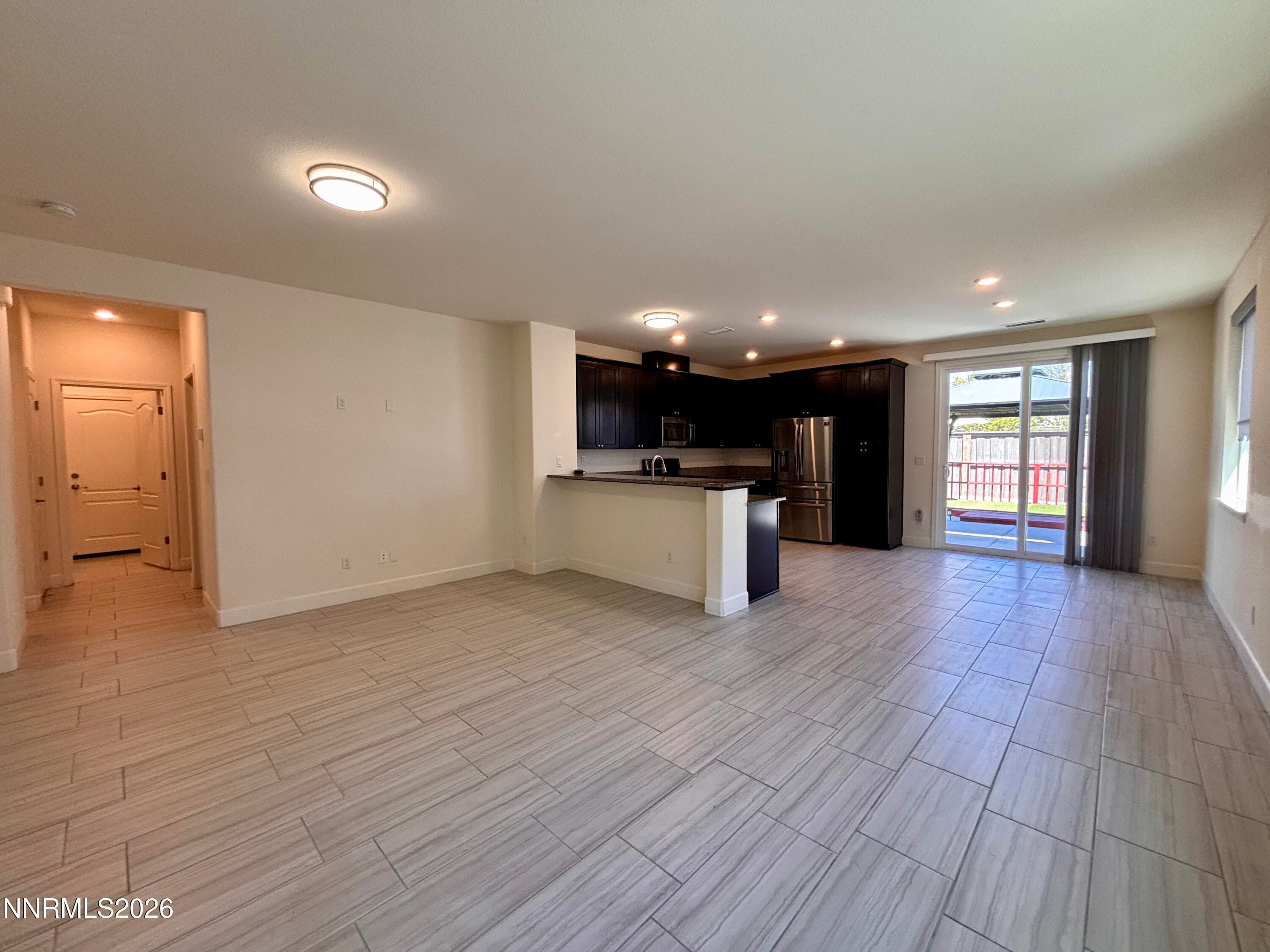 2093 Marcus Way — photo 2