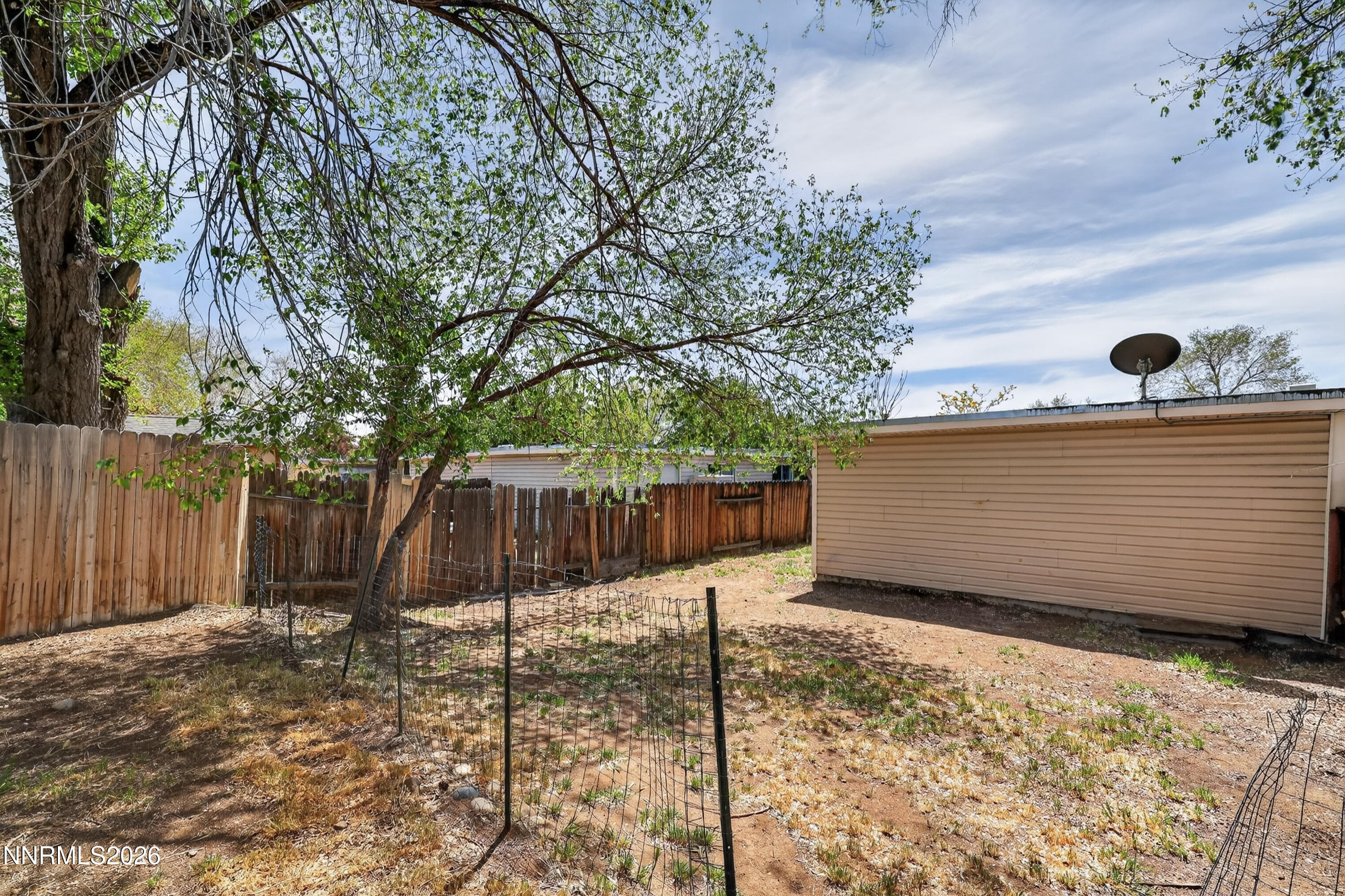 1706 Sue Way — photo 19