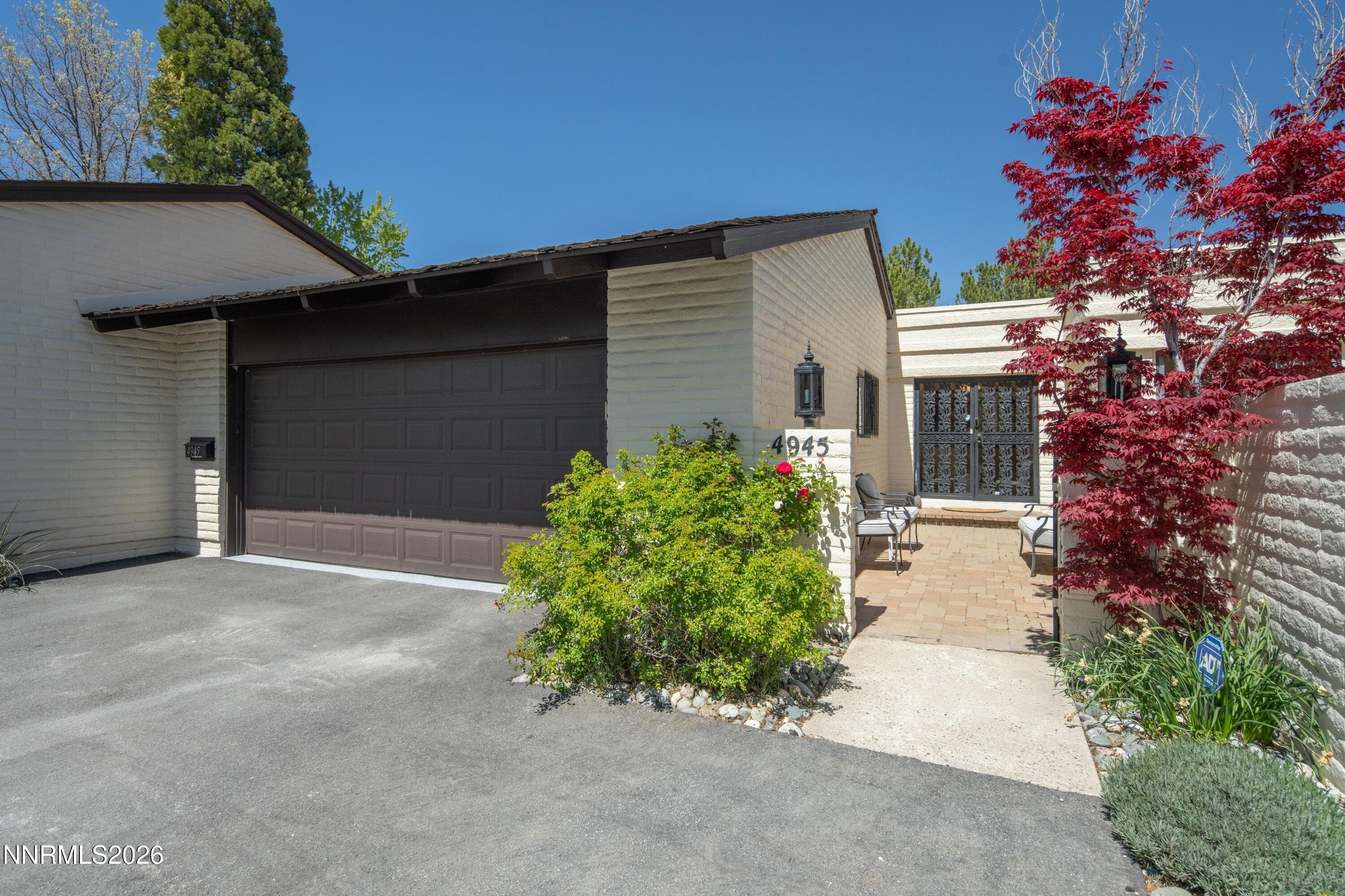4945 W Lakeridge Terrace Ln — photo 1