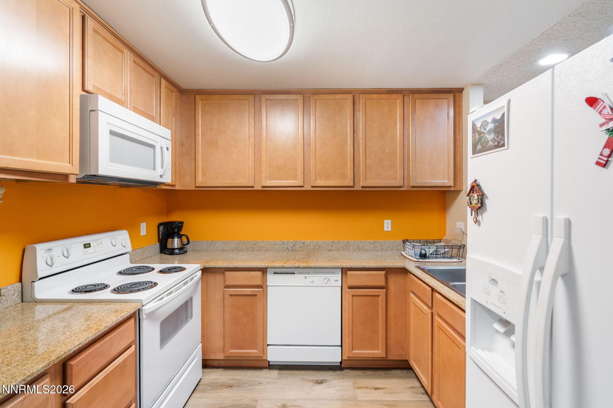 3106 EASTSHORE PL - Photo 4