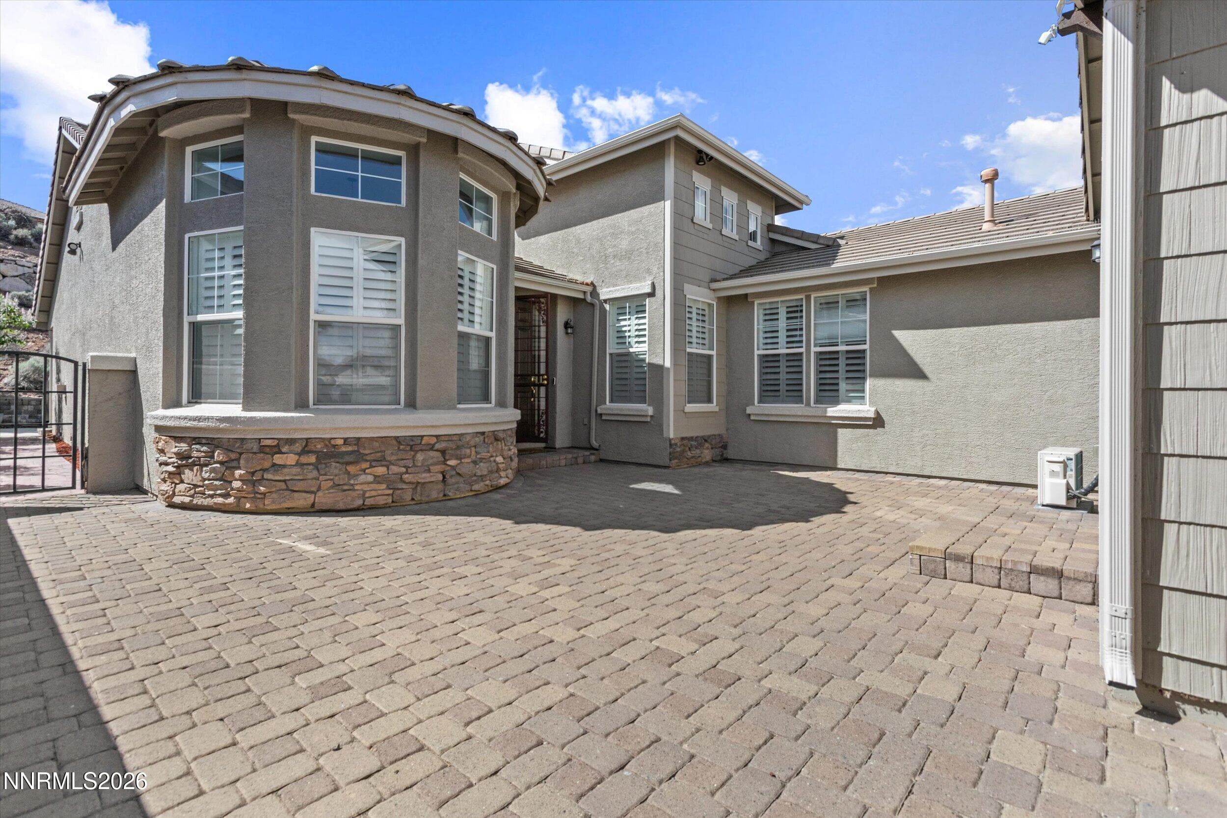 3217 TEN MILE DR - Photo 4