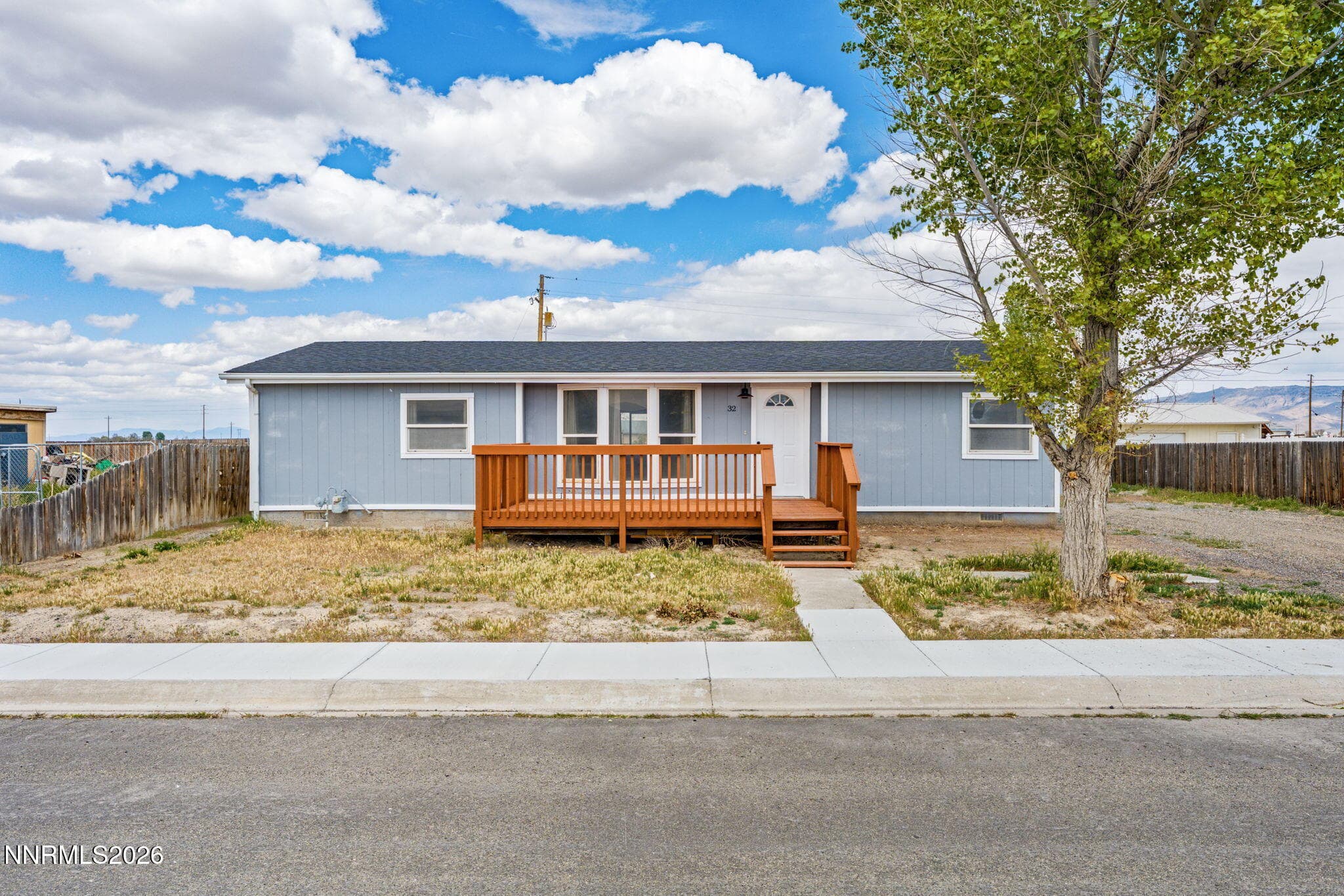 325 Carson Rd — photo 1