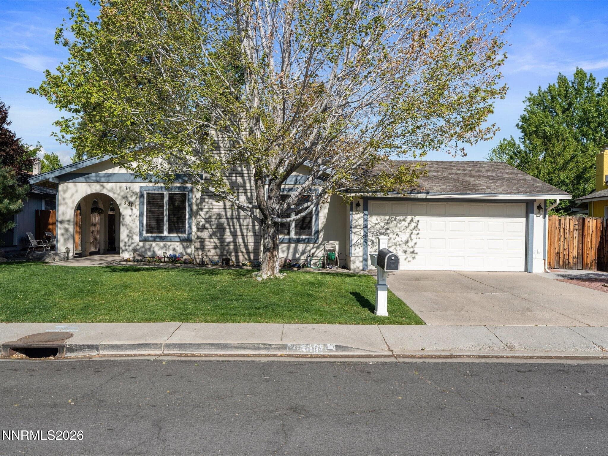 3881 Amador Way — photo 1