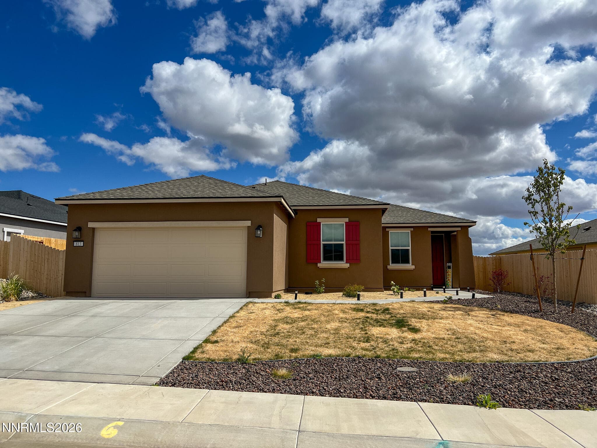 813 Camp Station Dr — photo 2