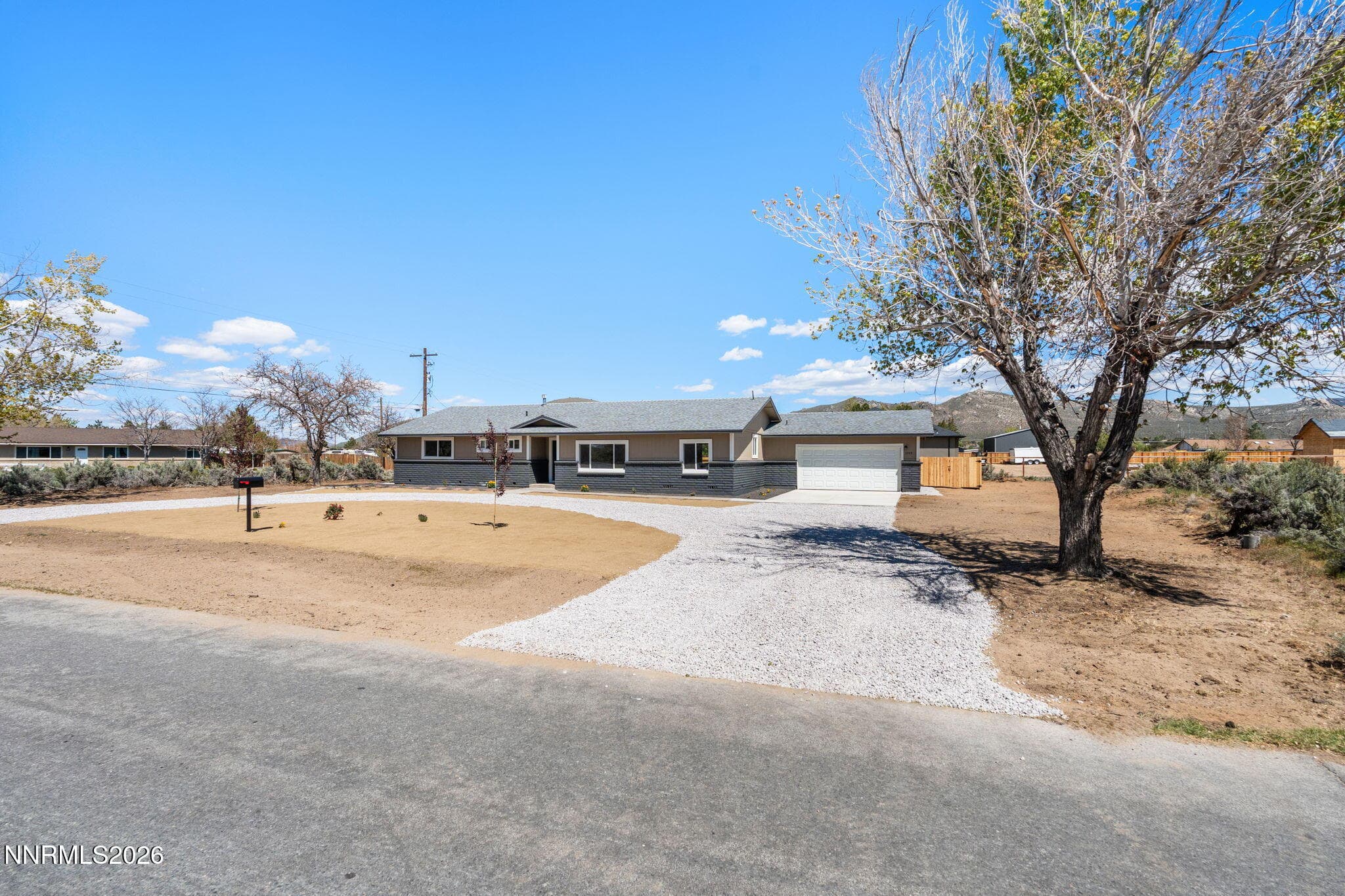 3949 Ponderosa Dr — photo 1