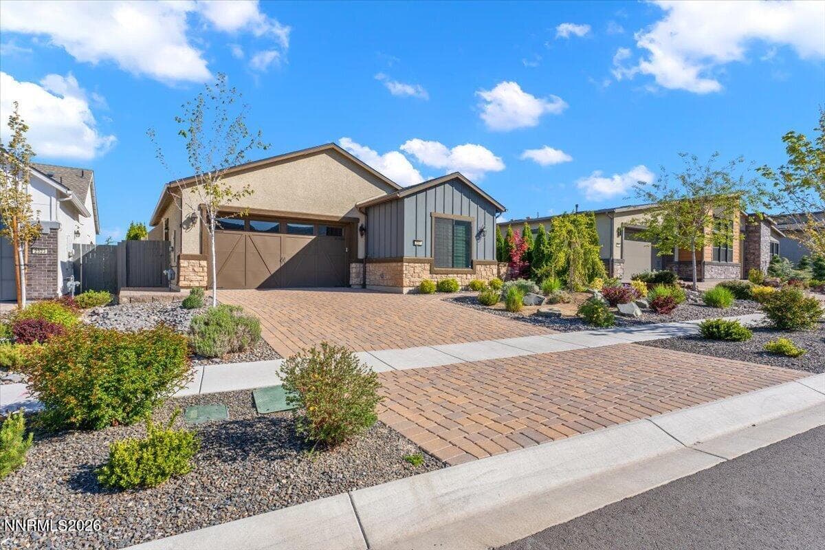 2327 Iron Square Dr — photo 2
