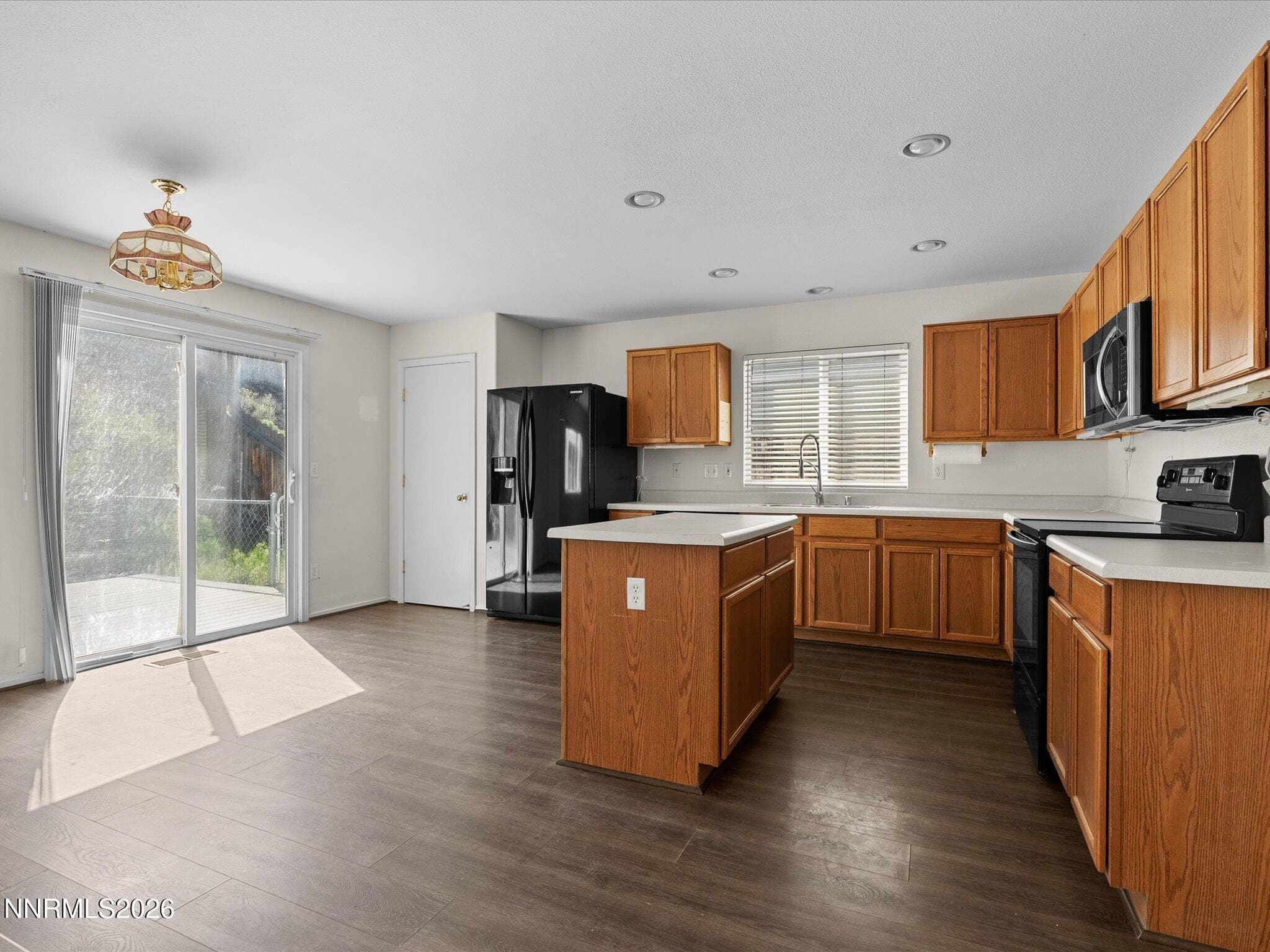 8620 WINDING CREEK DR - See more photos