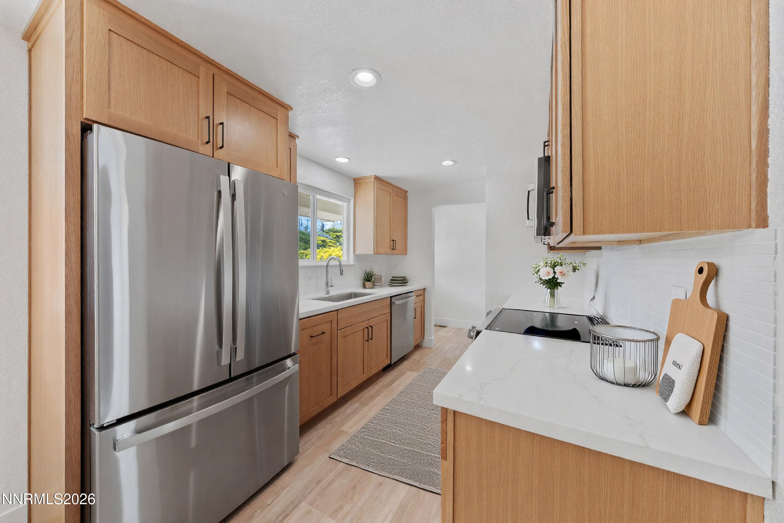 2240 Osceola Ct — photo 2