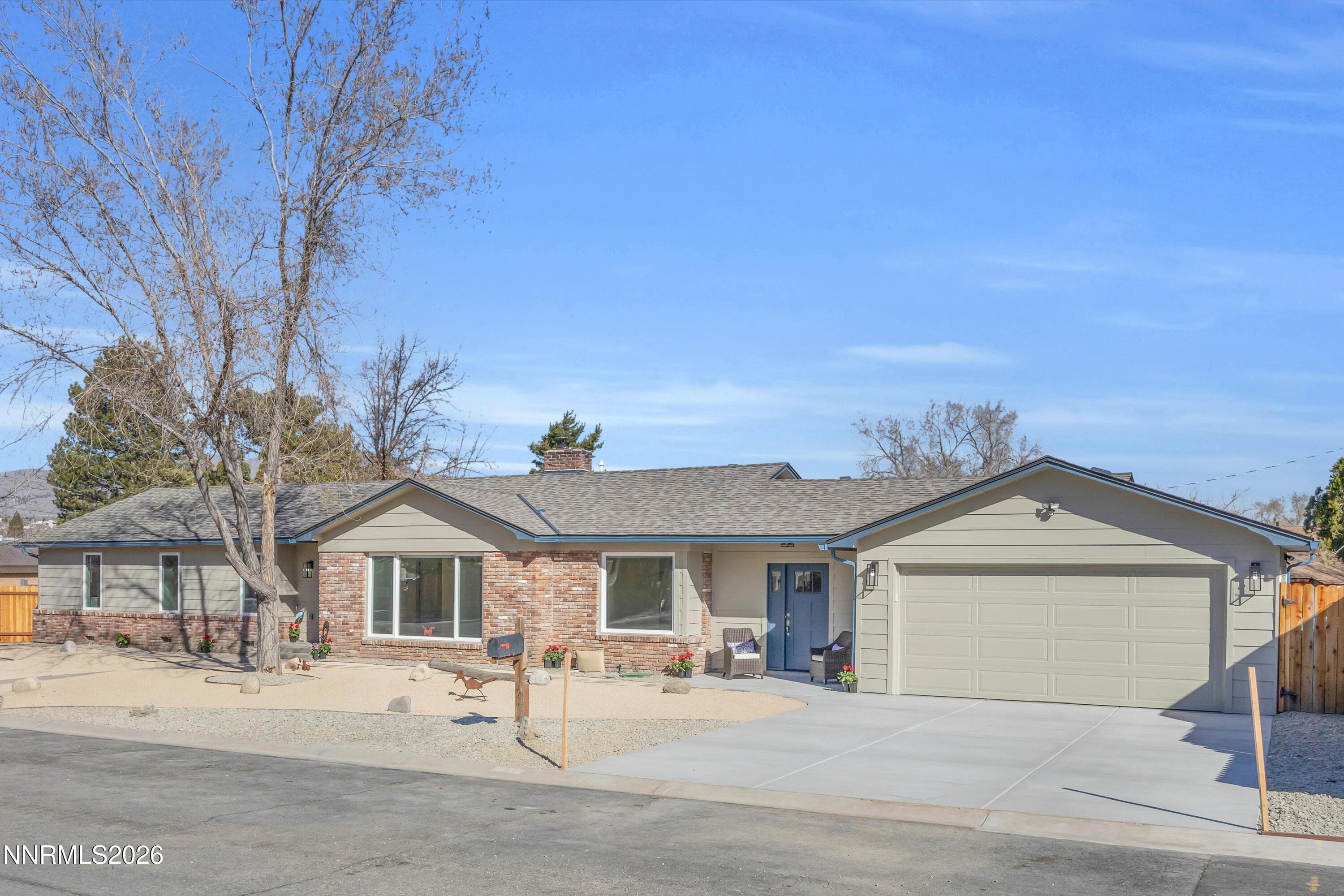 1355 Charles Dr — photo 2