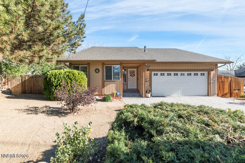 675 College Dr — photo 1