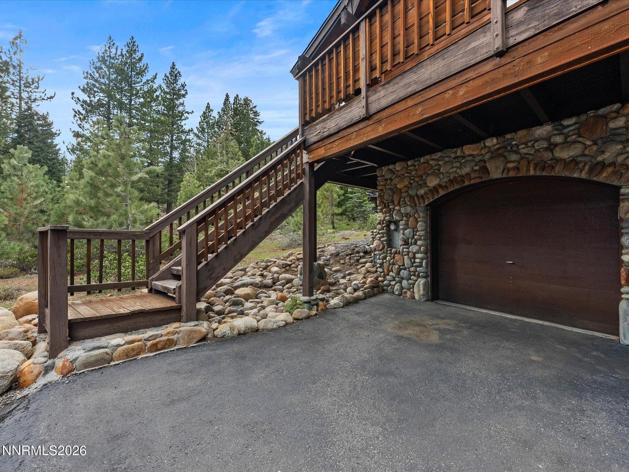 962 RED FEATHER CT - Photo 4