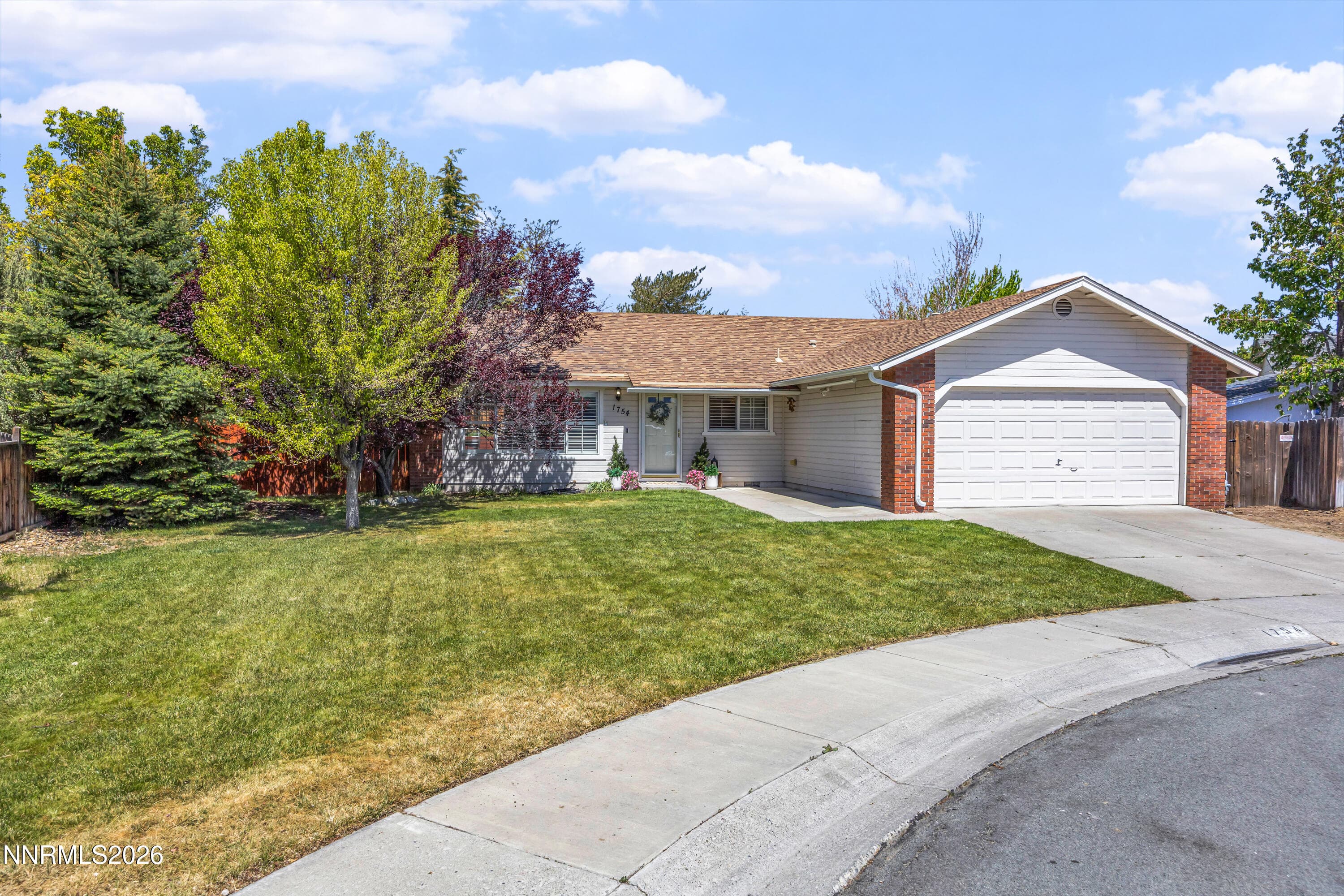 1754 Ridgeway Ct — photo 1