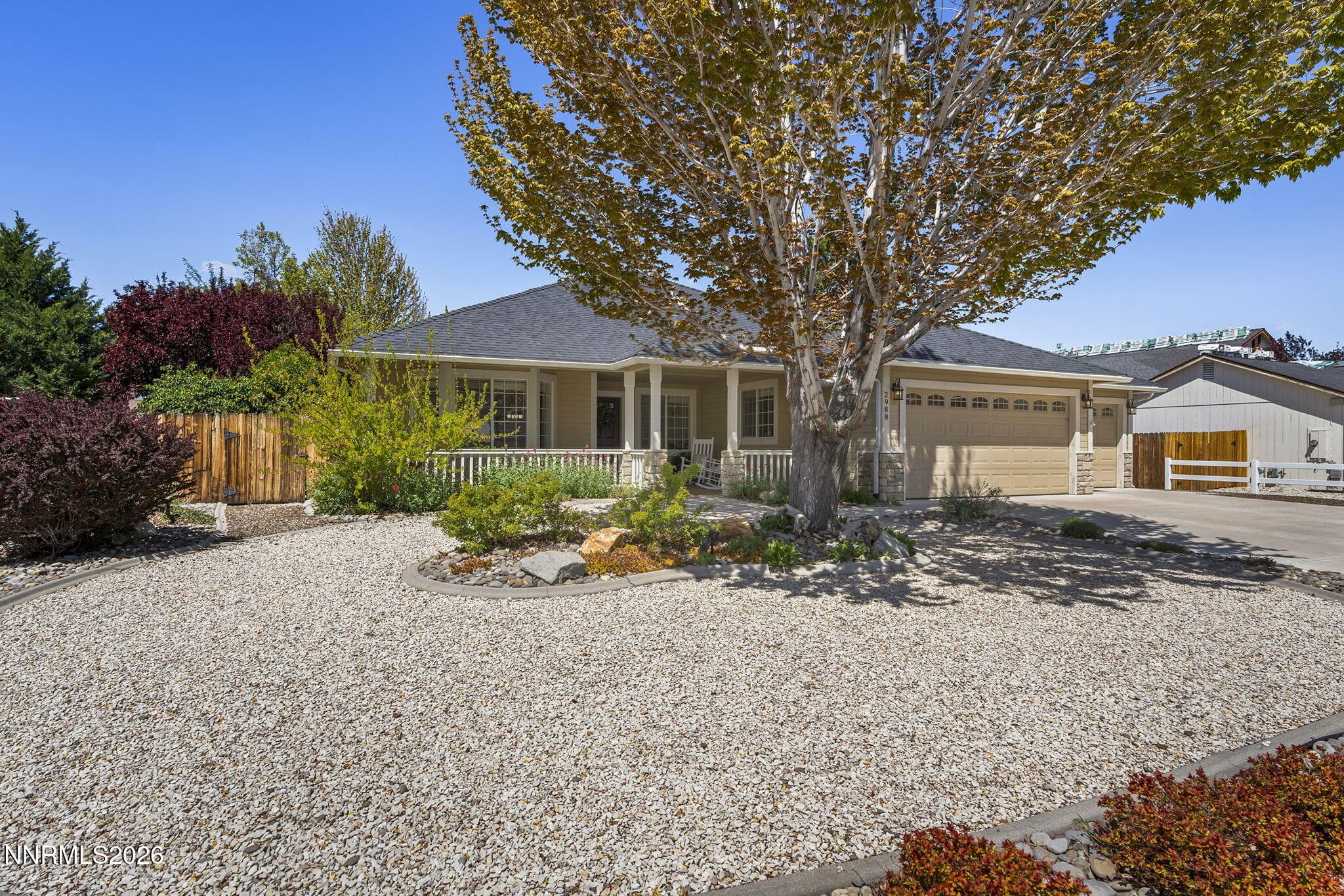 2988 Del Rio Ln — photo 2
