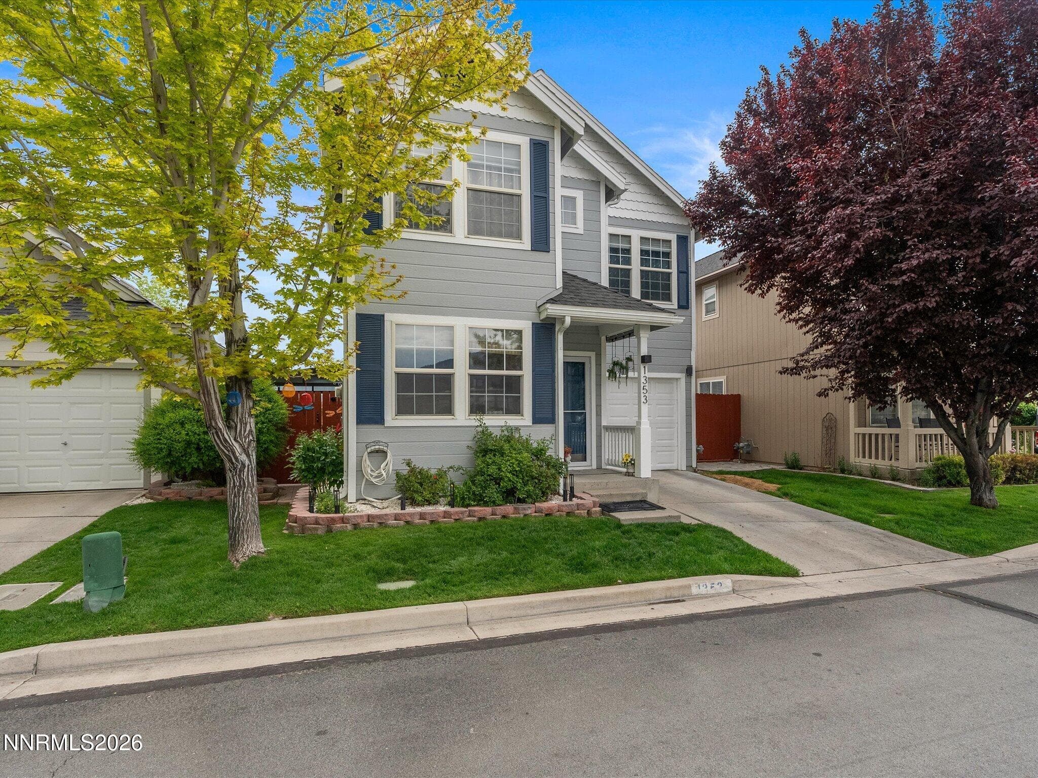 1353 MOLLY DR - Photo 3