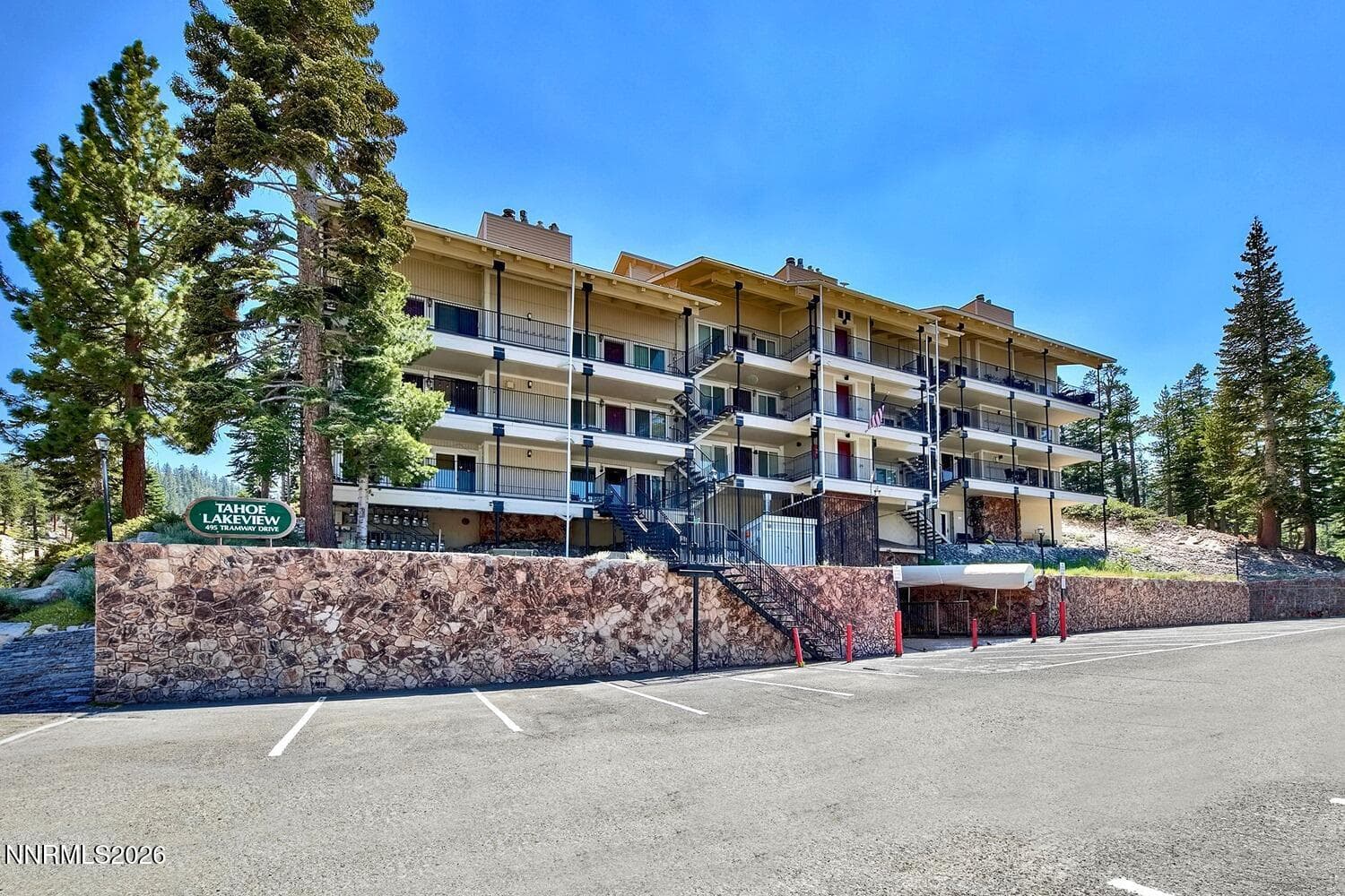 495 Tramway Dr 7 — photo 1