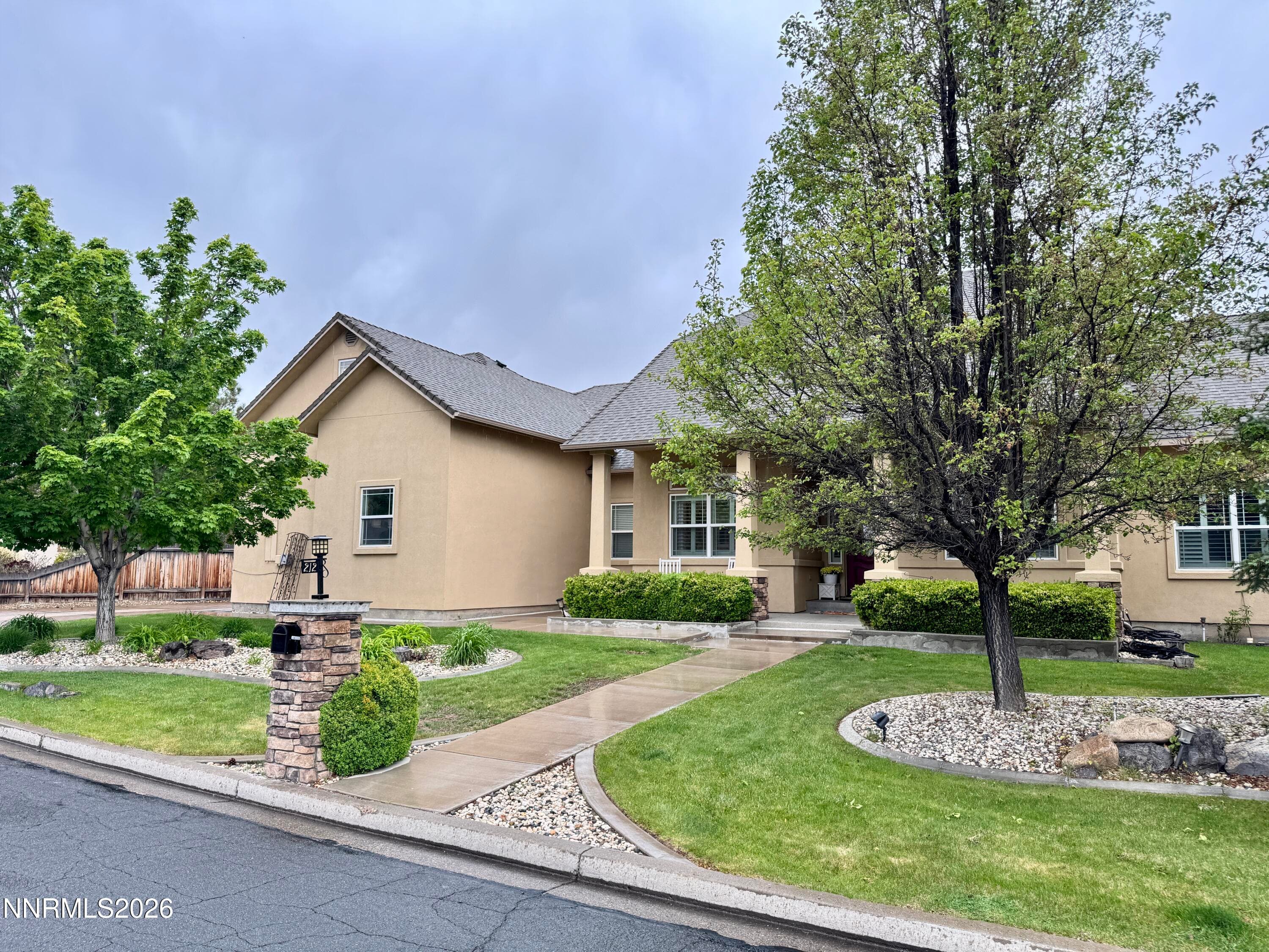 212 Riparian Way — photo 1