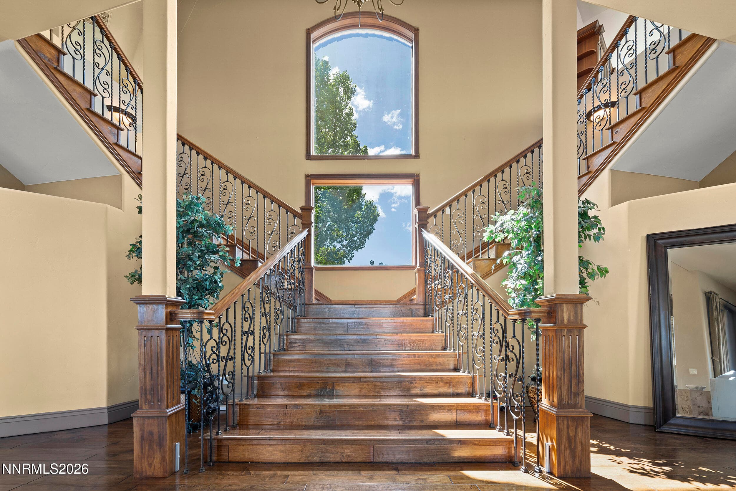 17300 MAJESTIC VIEW DR - See more photos