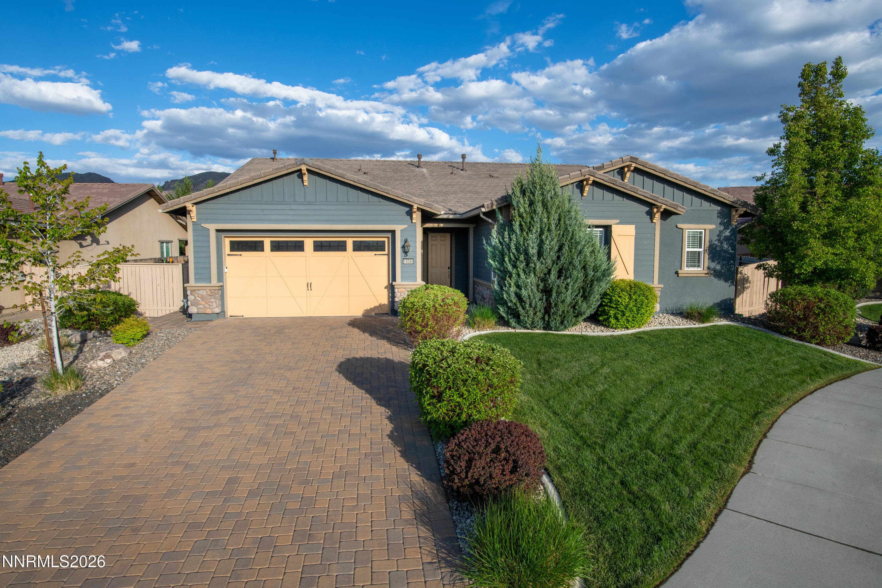 10080 Gold Cup Ln — photo 1