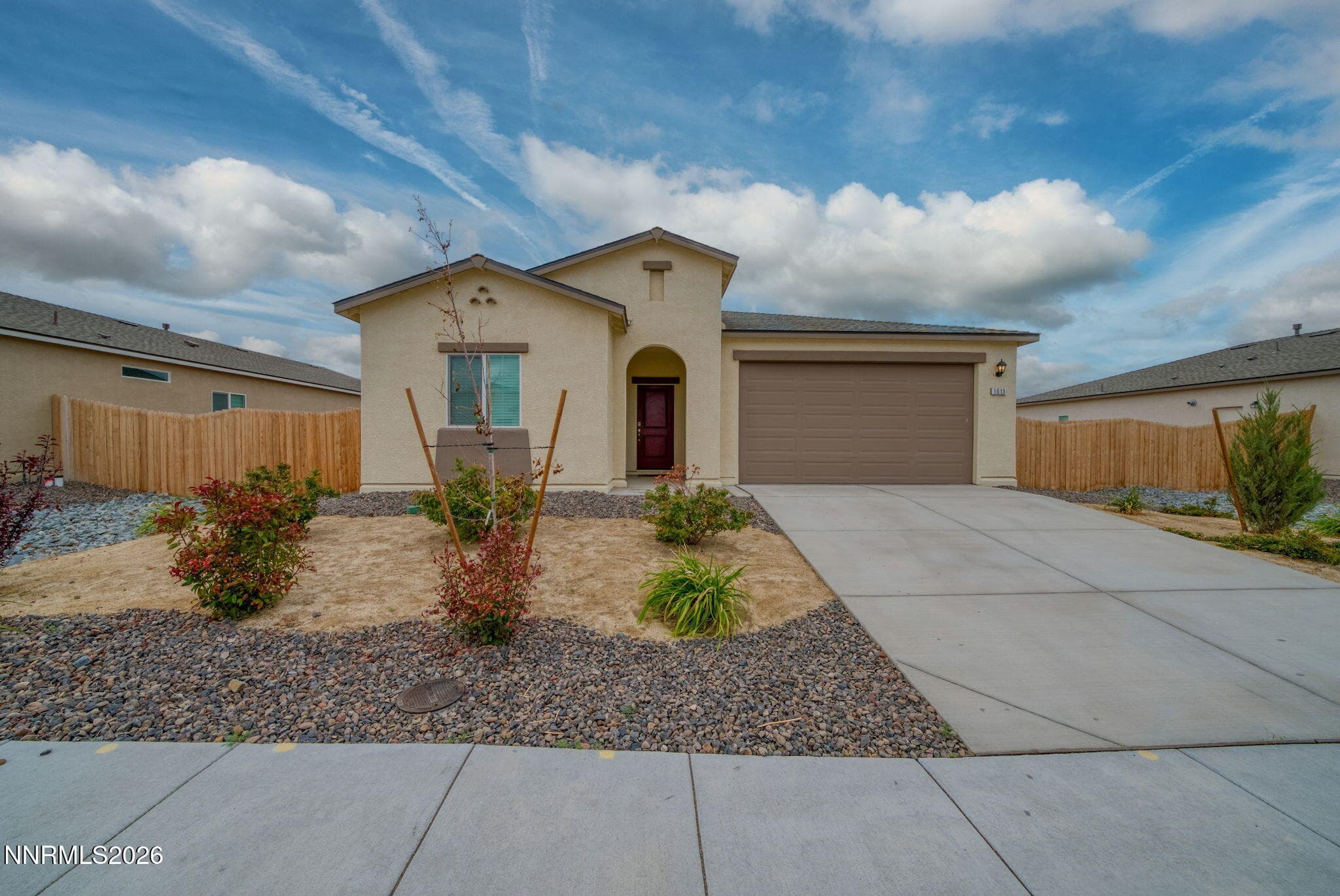 1013 Anthony Ln — photo 2