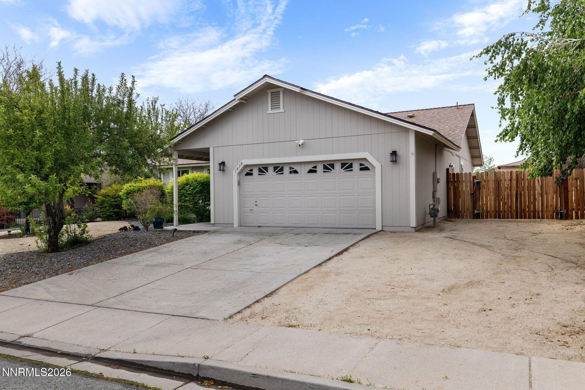1430 Talon Dr — photo 2