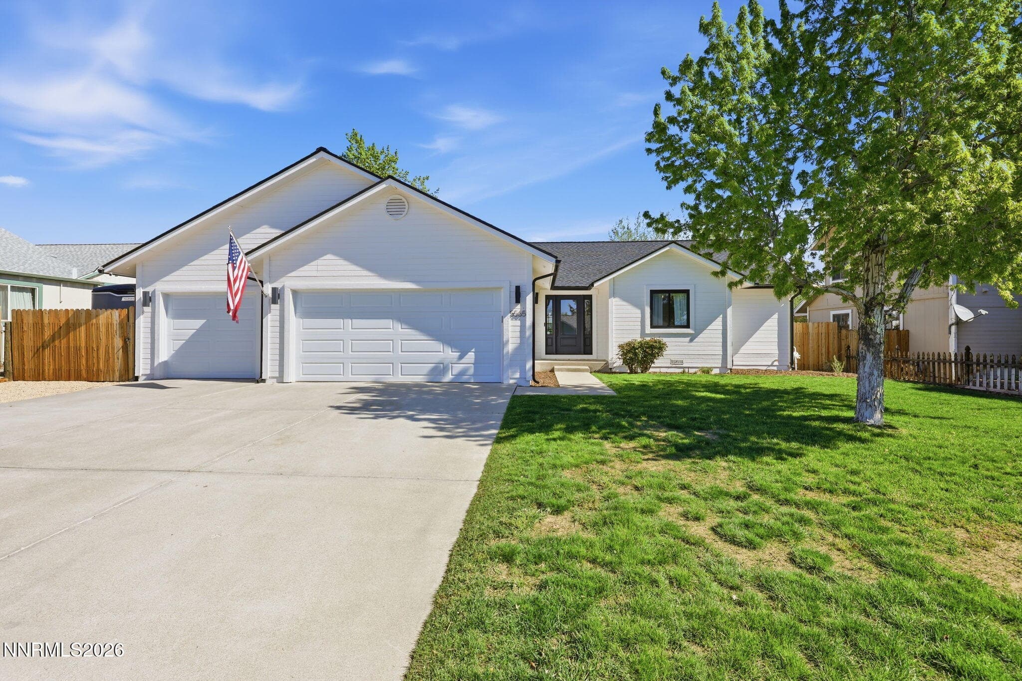 5565 Grasswood Dr — photo 1
