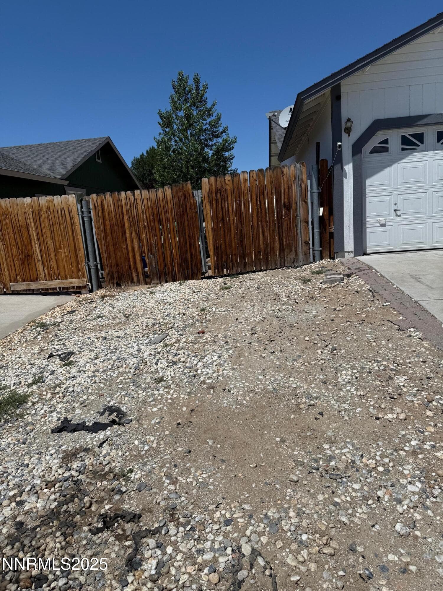 2271 Ruddy Way — photo 9